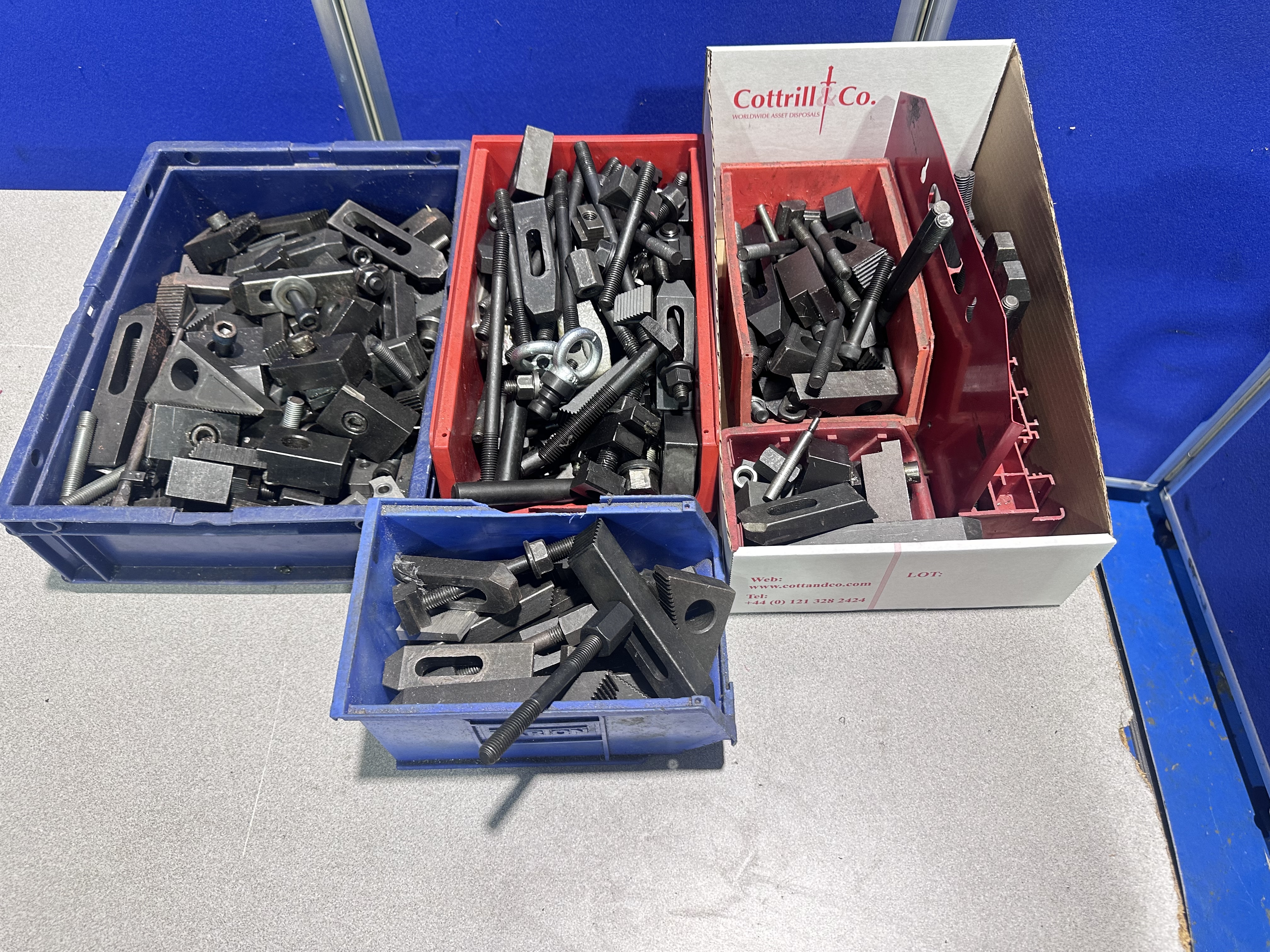 6 Drawer Mobile Cabinet with Qty of Machine Clamps