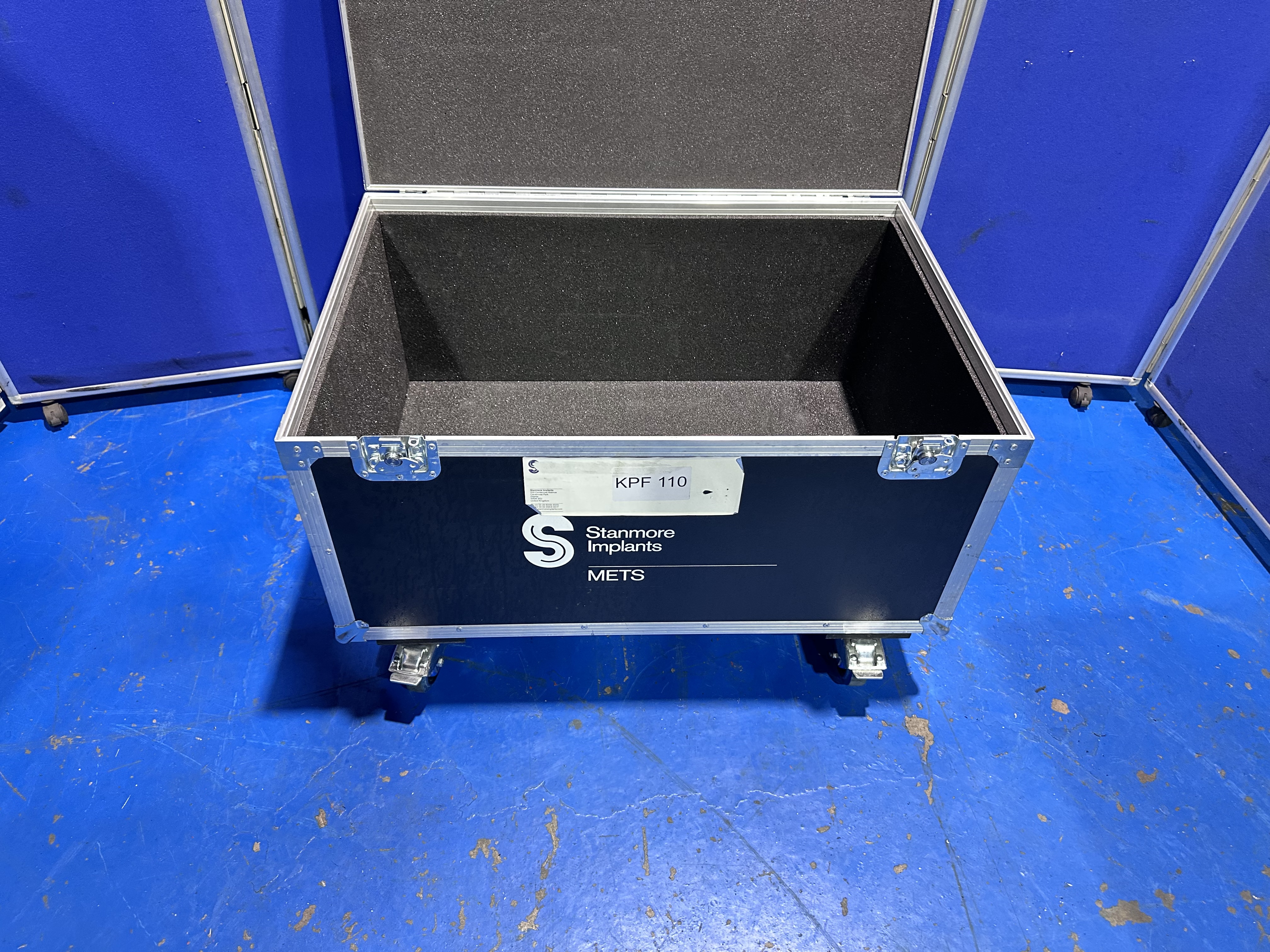 Mobile Flight Case 900mm x 615mm x 580mm