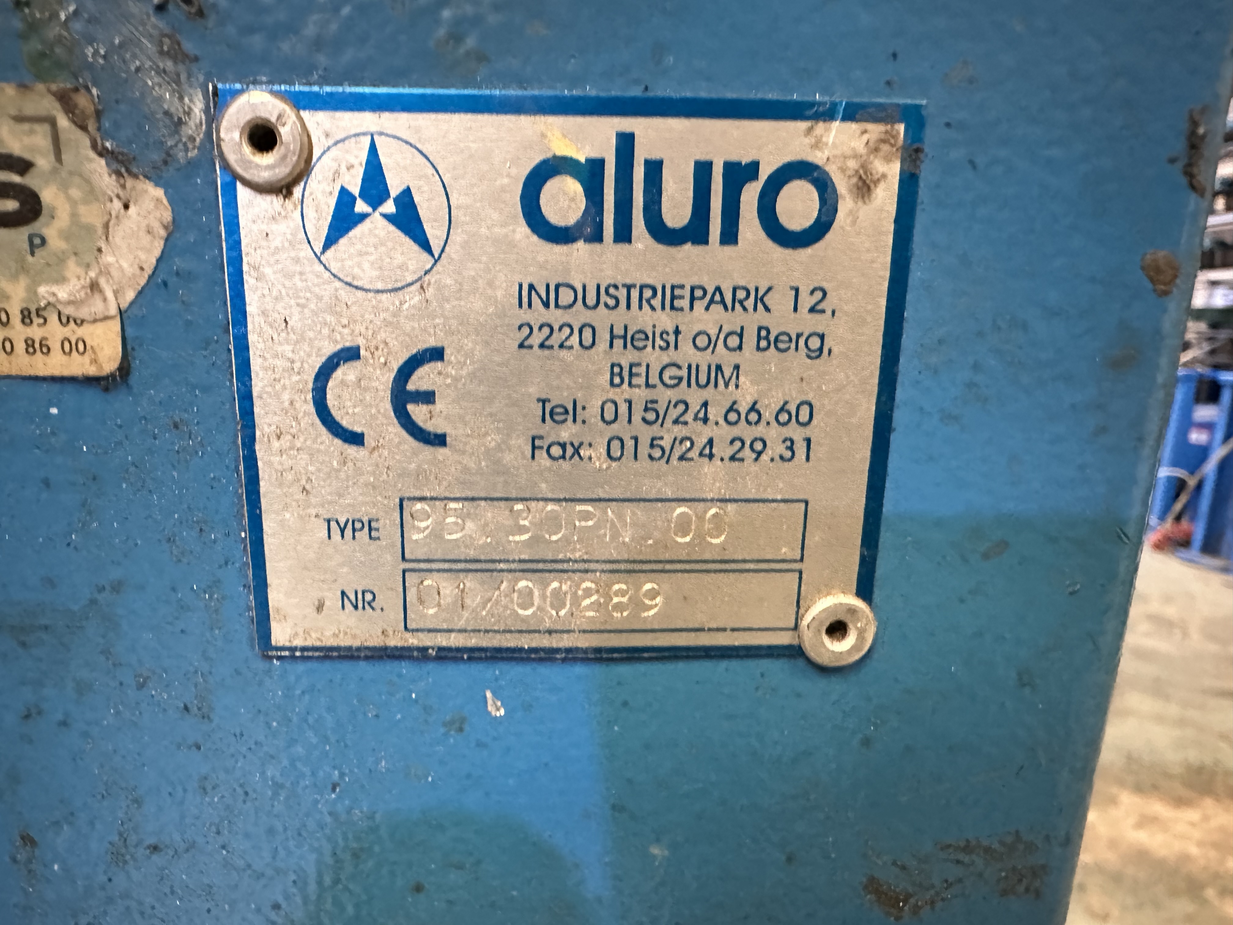 Aluro 95.30pn. 00 Aluminium Extrusion 90 deg Corner Crimper