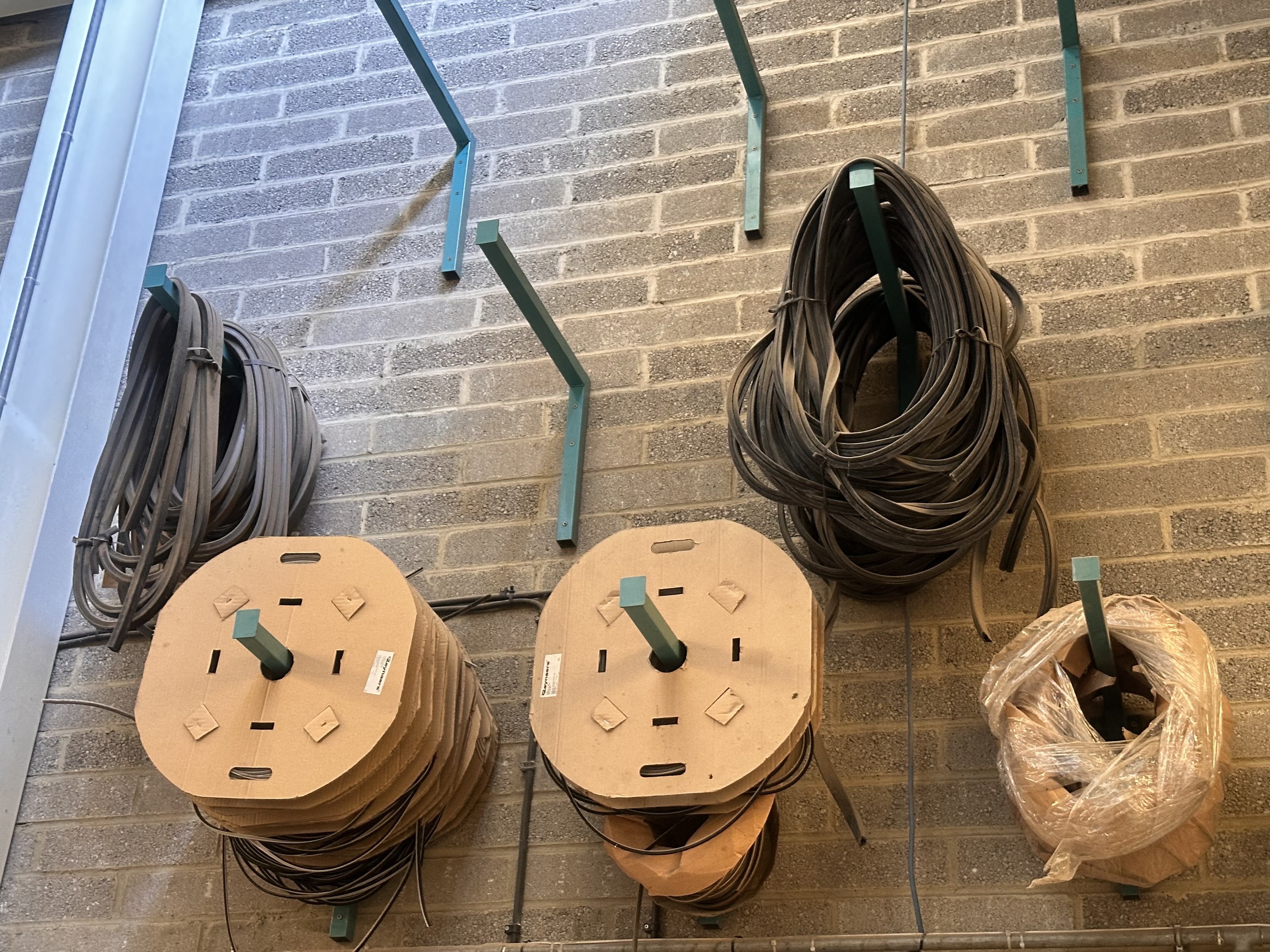 Selection of Rubber Seals for Window/Doors