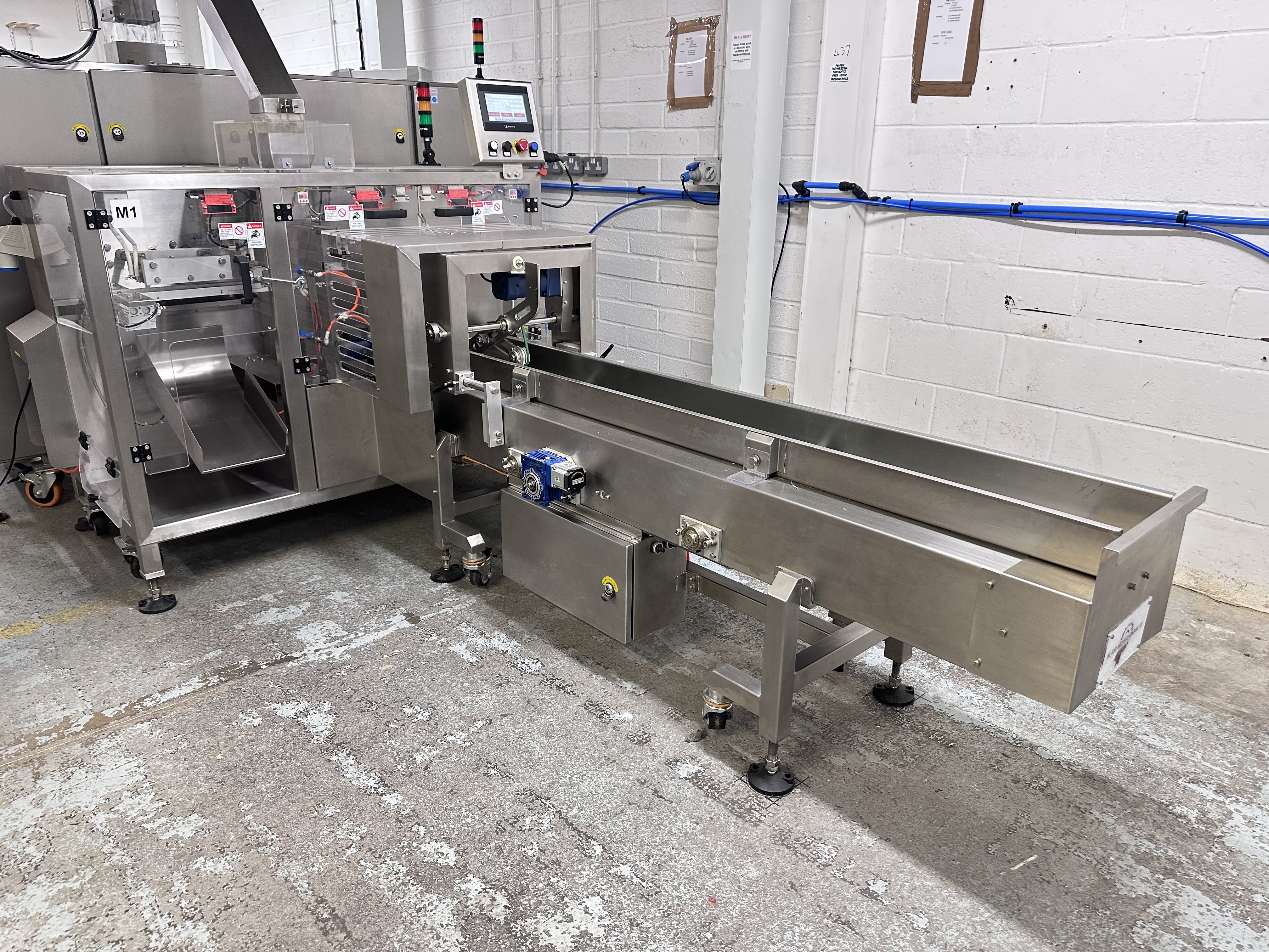 Mini Linear Doy Pack 210 Filler with Pouch Cassette to Infeed Open, Fill and Seal Pouch (2022)