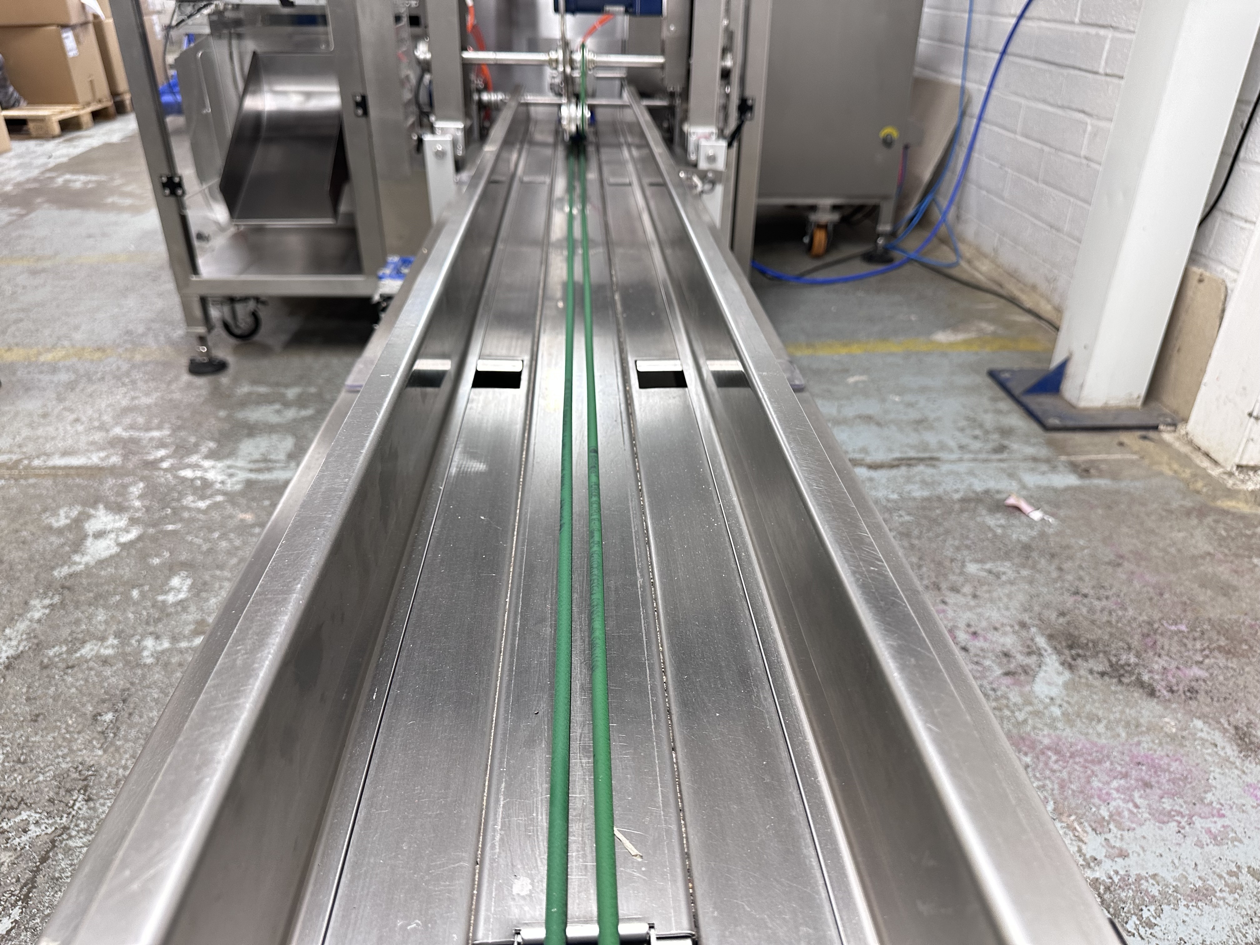 Mini Linear Doy Pack 210 Filler with Pouch Cassette to Infeed Open, Fill and Seal Pouch (2022)