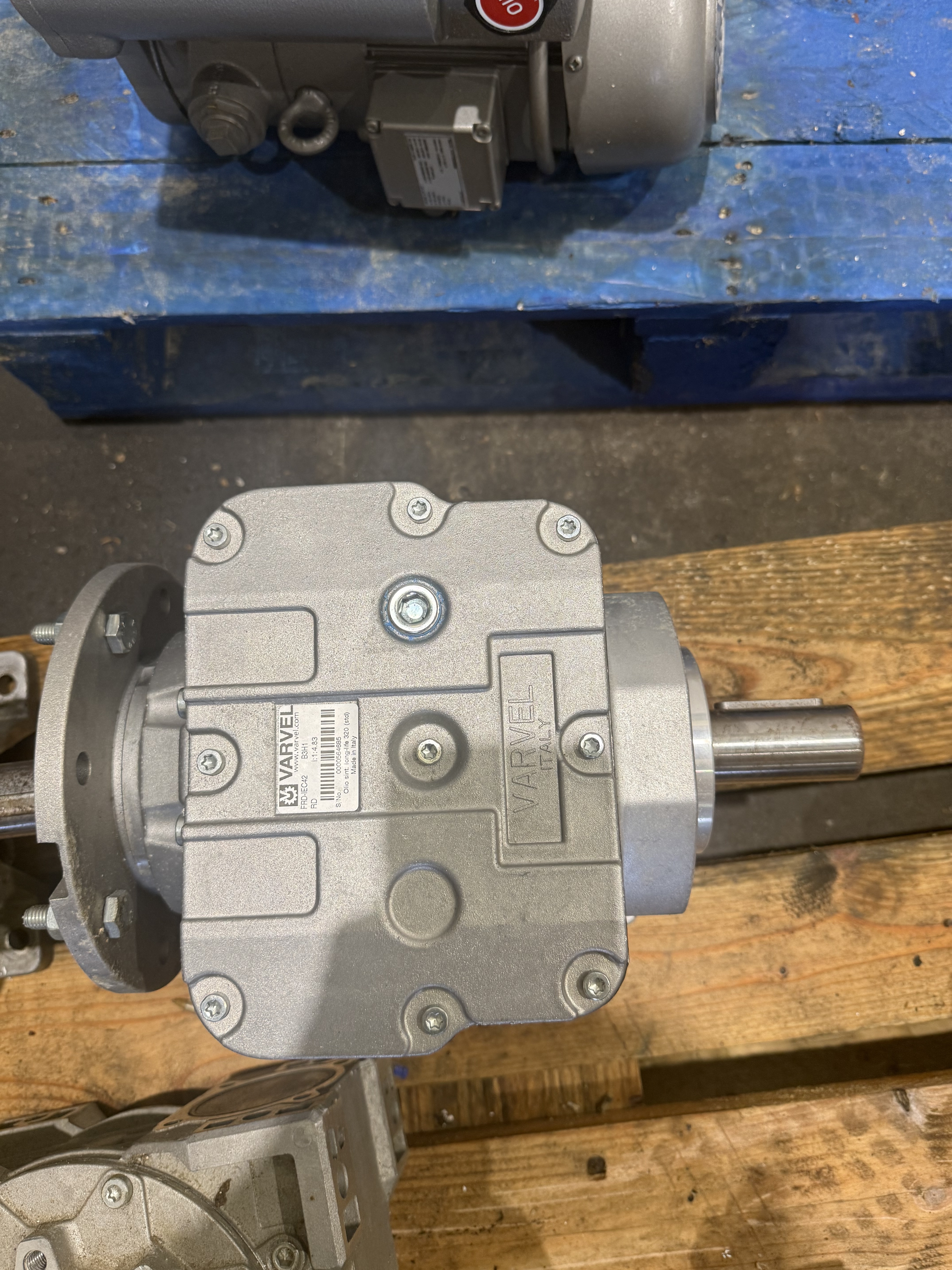 Various Varvel Gearboxes to be used with motors for drying belts