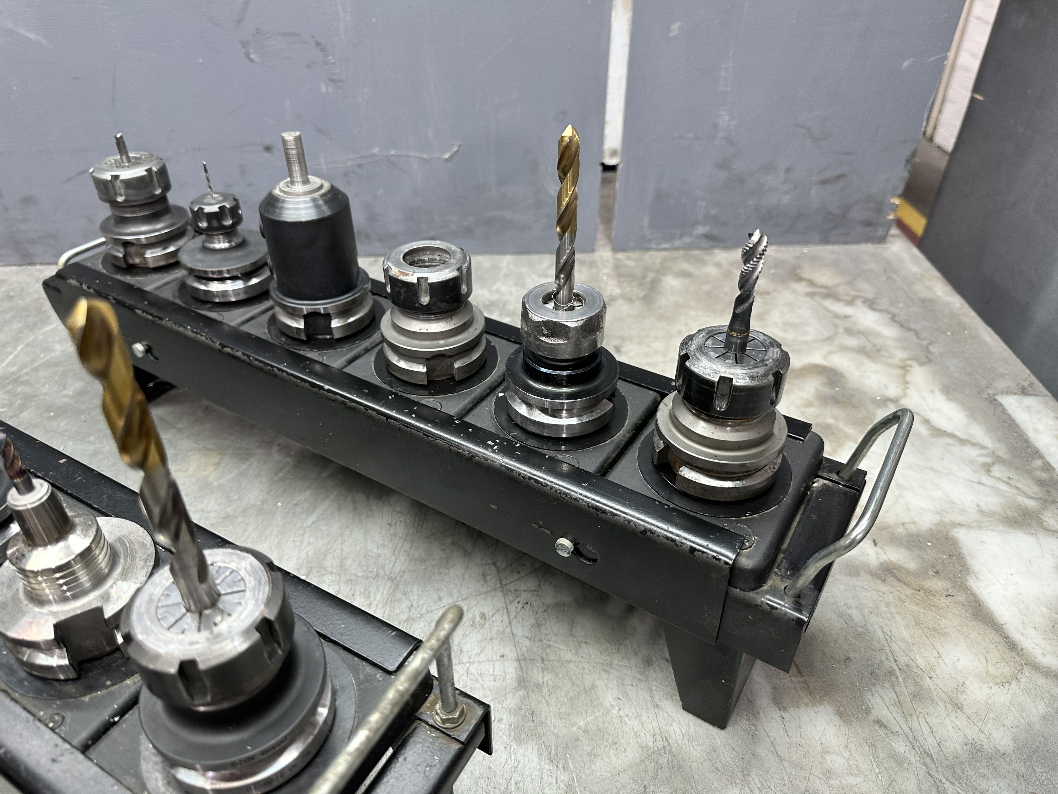 BT40 Spindle Tools Hoders with Various Cutter Holding Ends (4 x Tool Racks)