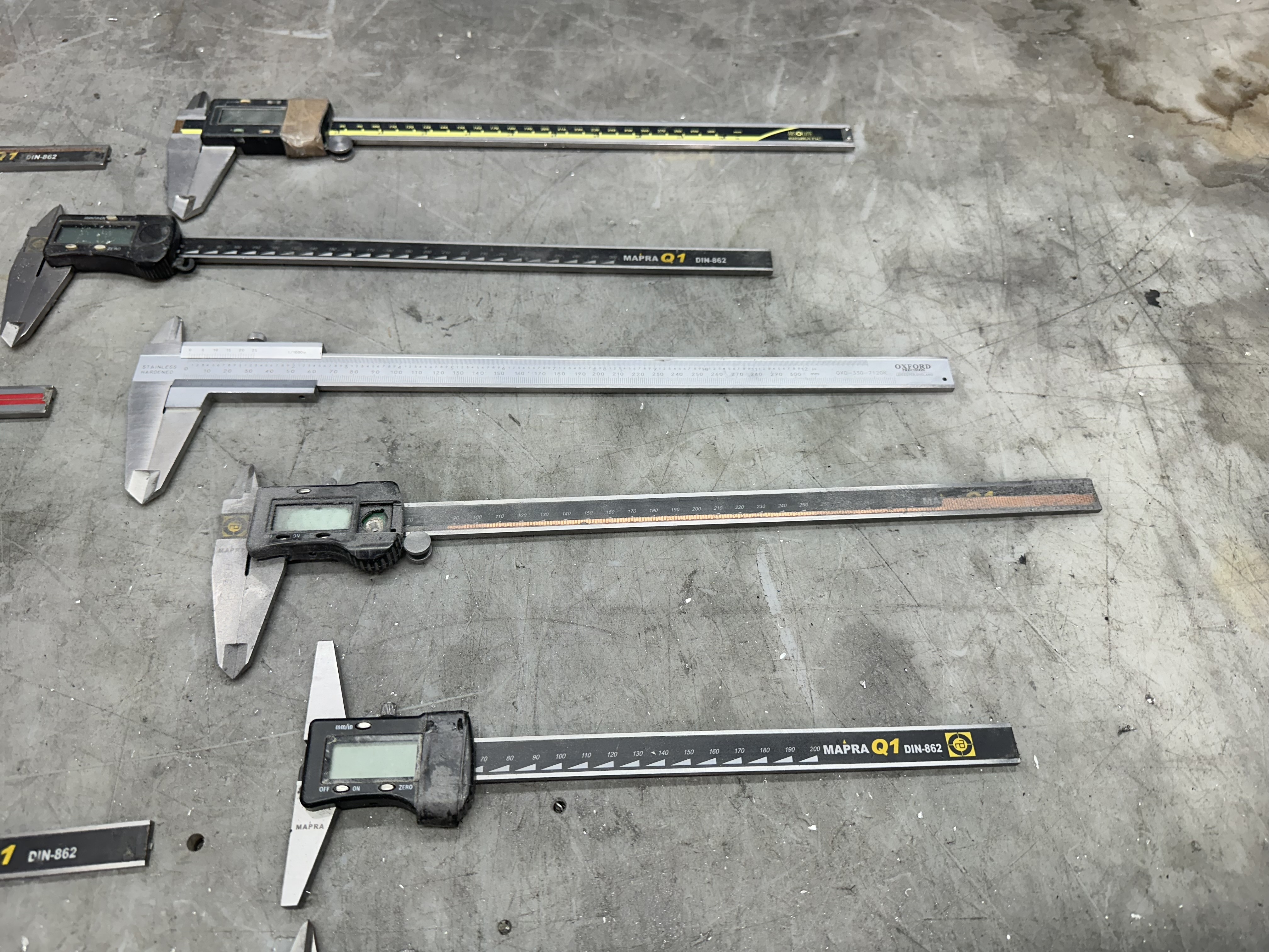 Various Digital Verniers up to 300mm