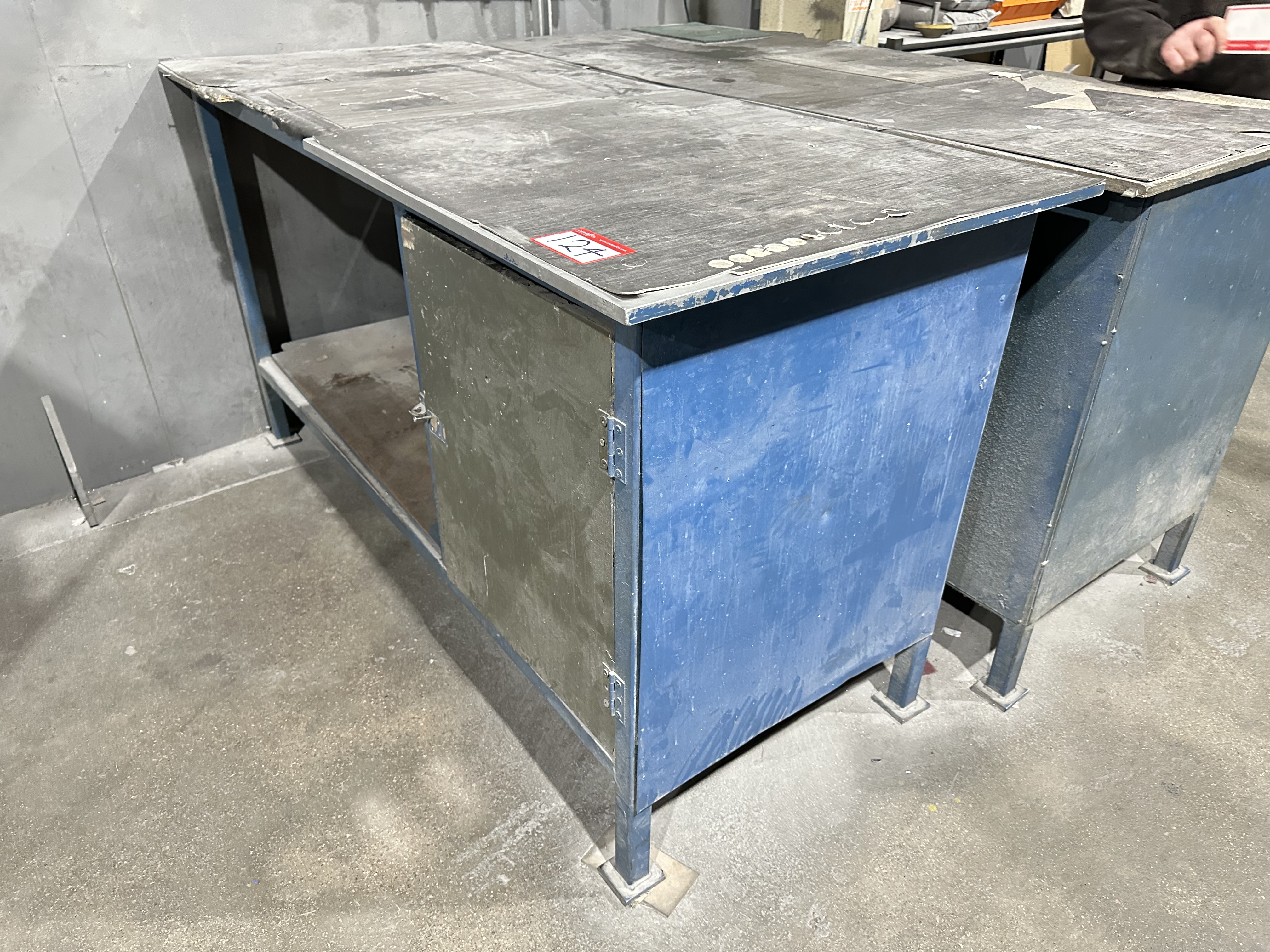 Various Size Work Bench & Tables