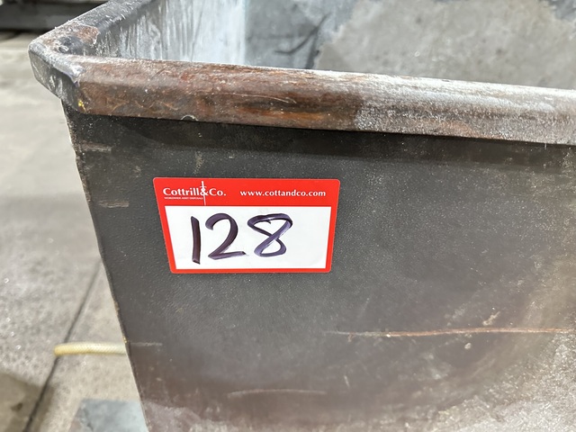 Mobile Swarf Tipping Skip, Size 840 x 1100mm x 830mm