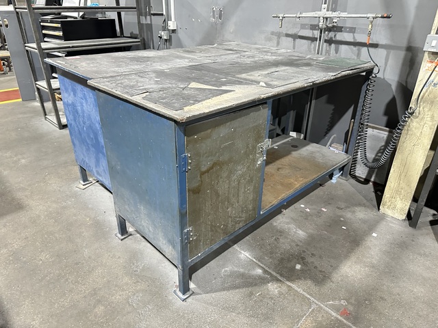 Various Size Work Bench & Tables