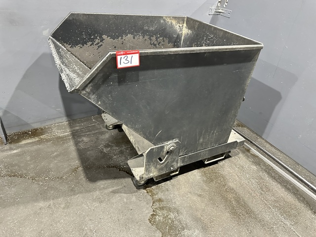 Mobile Swarf Tipping Skip, Size 840 x 1100mm x 950mm