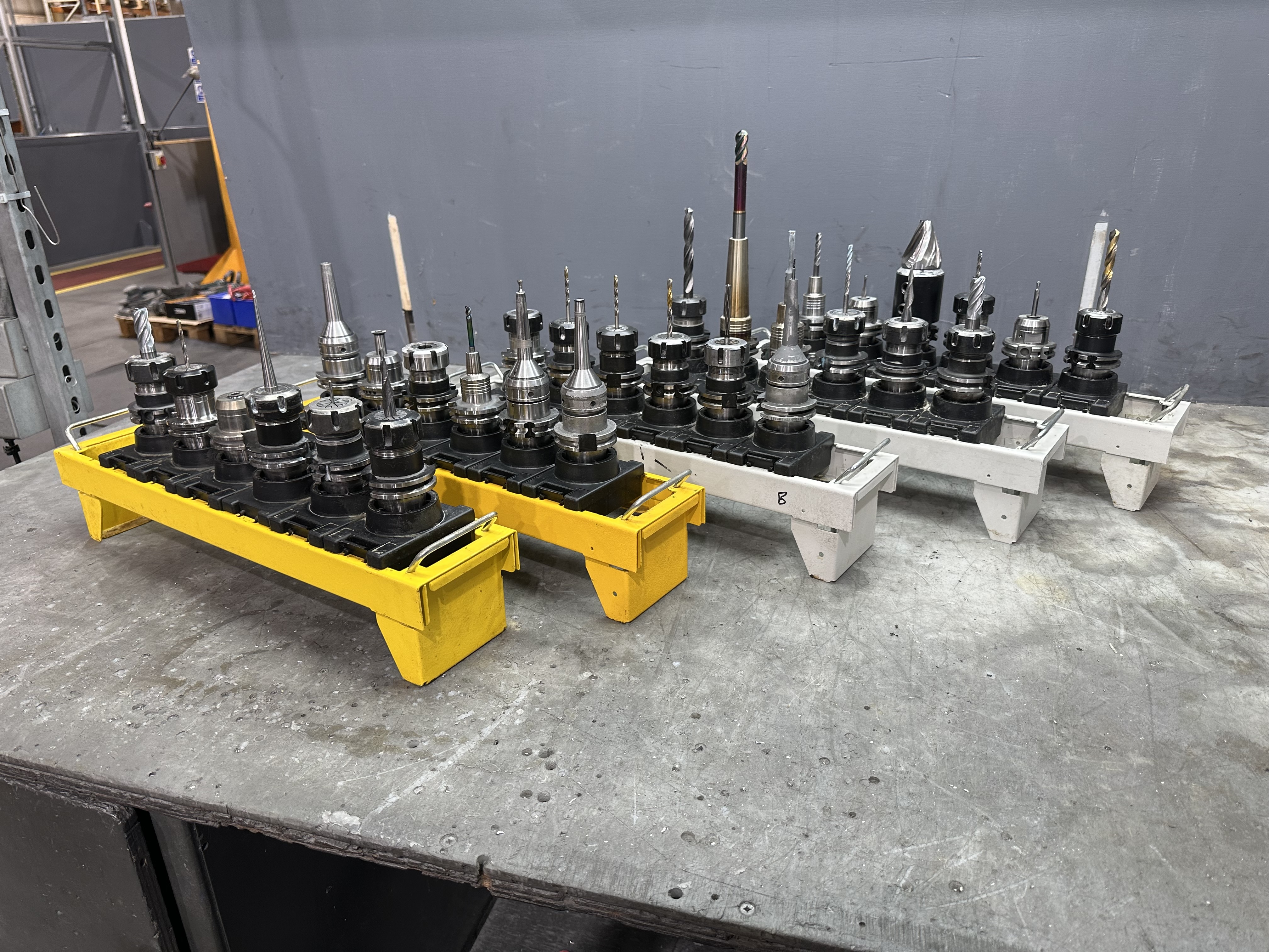 CAT40 Spindle Tool Holders with Various Cutter Holder Ends (5 x Tool Racks)