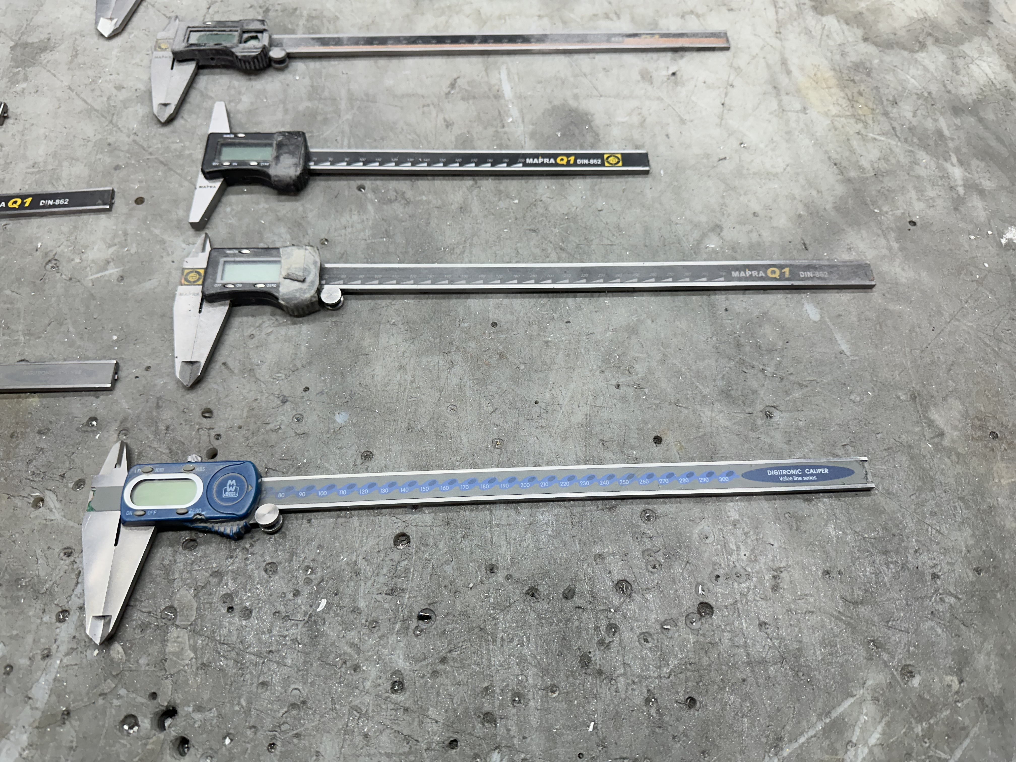 Various Digital Verniers up to 300mm