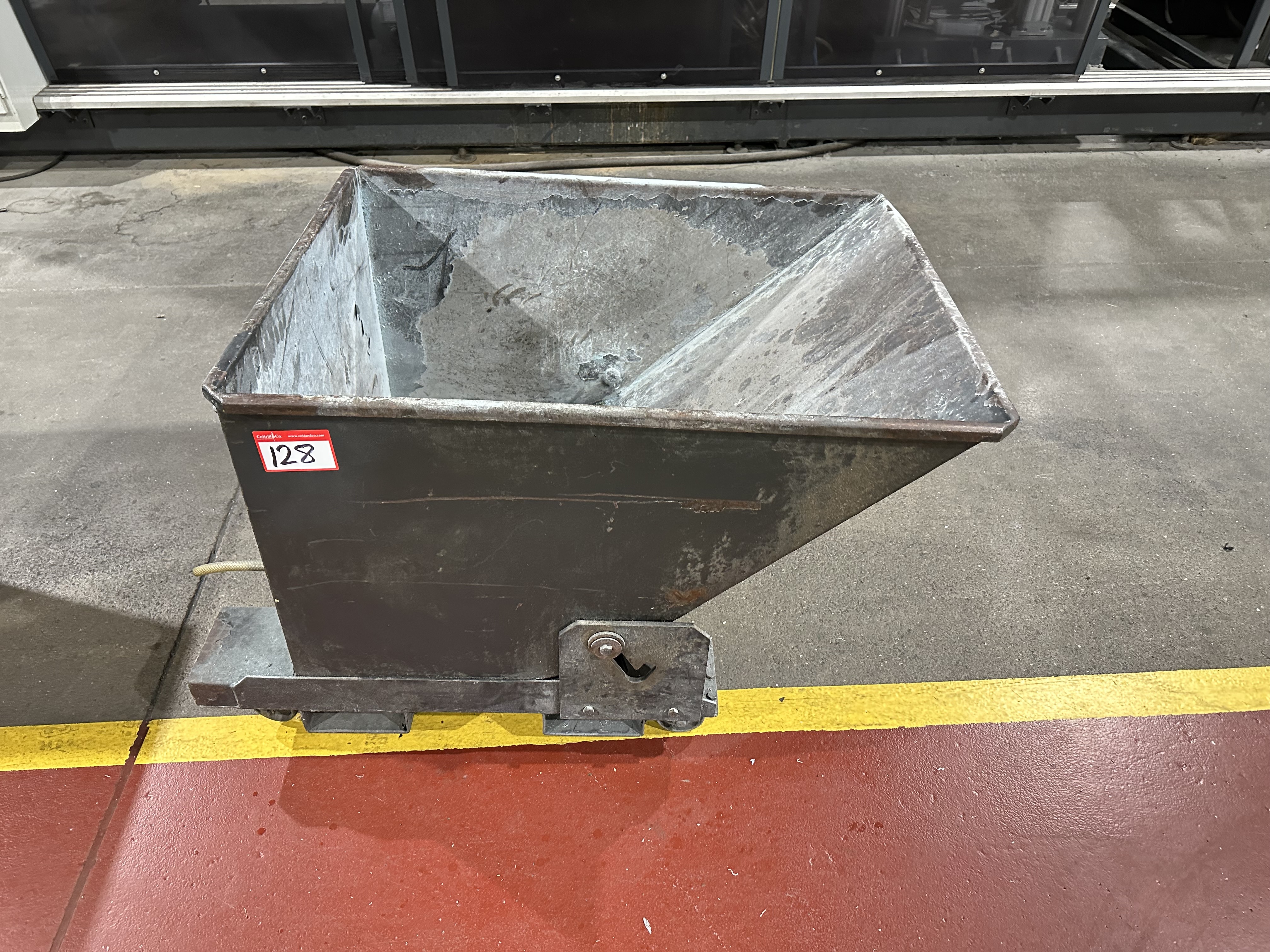 Mobile Swarf Tipping Skip, Size 840 x 1100mm x 830mm