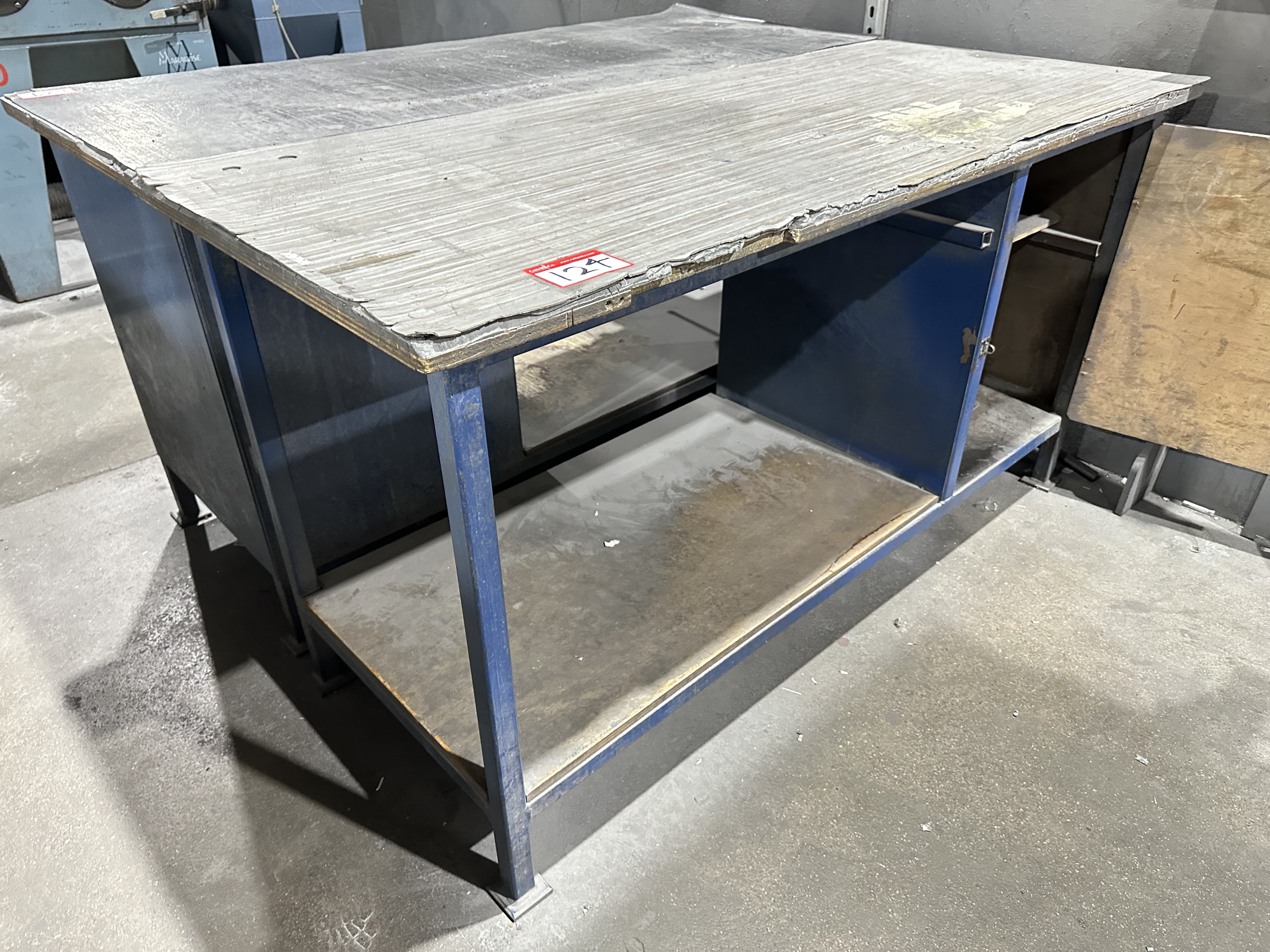 Various Size Work Bench & Tables