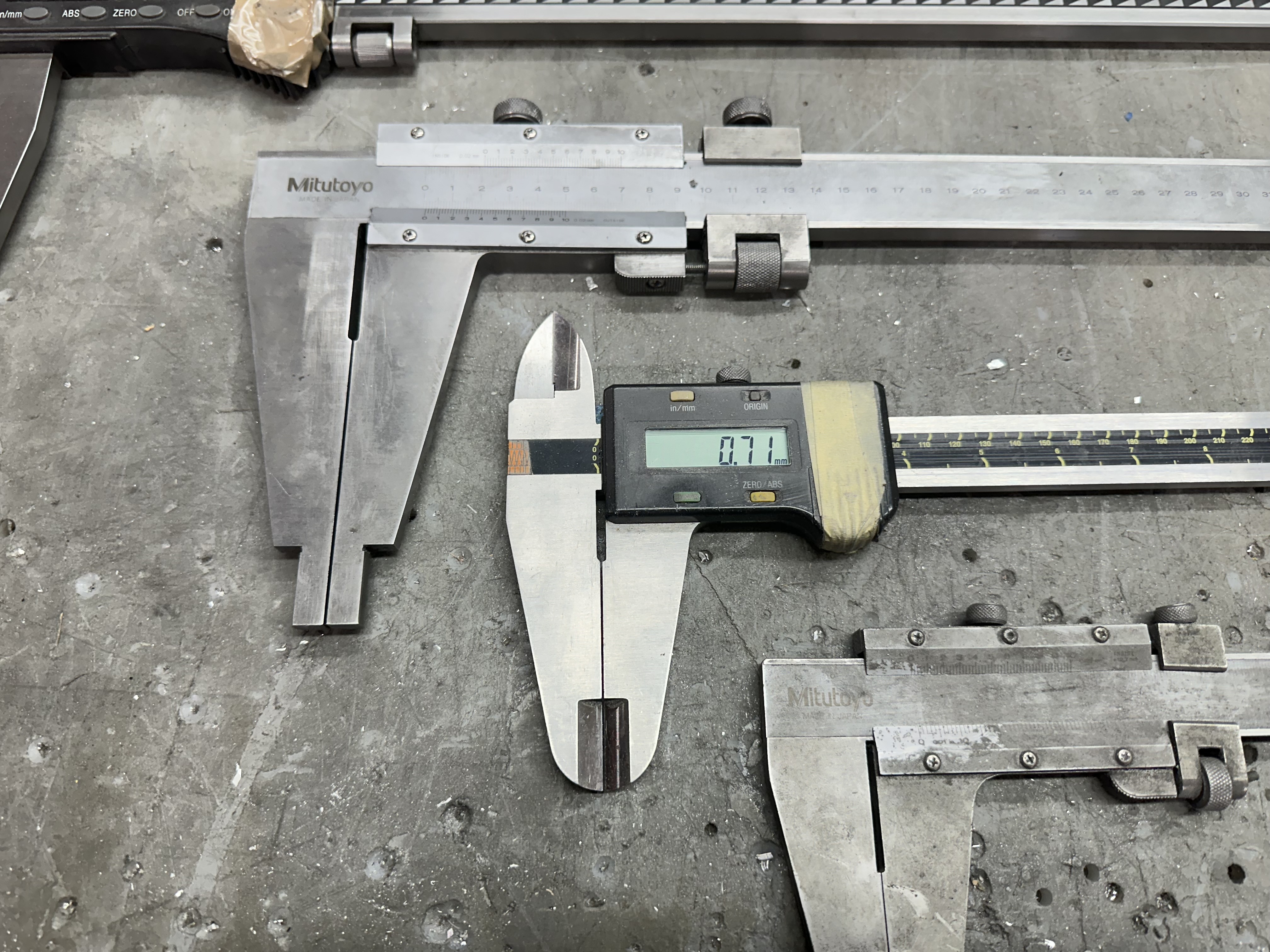 Metric & Analogue Verniers up to 1000mm