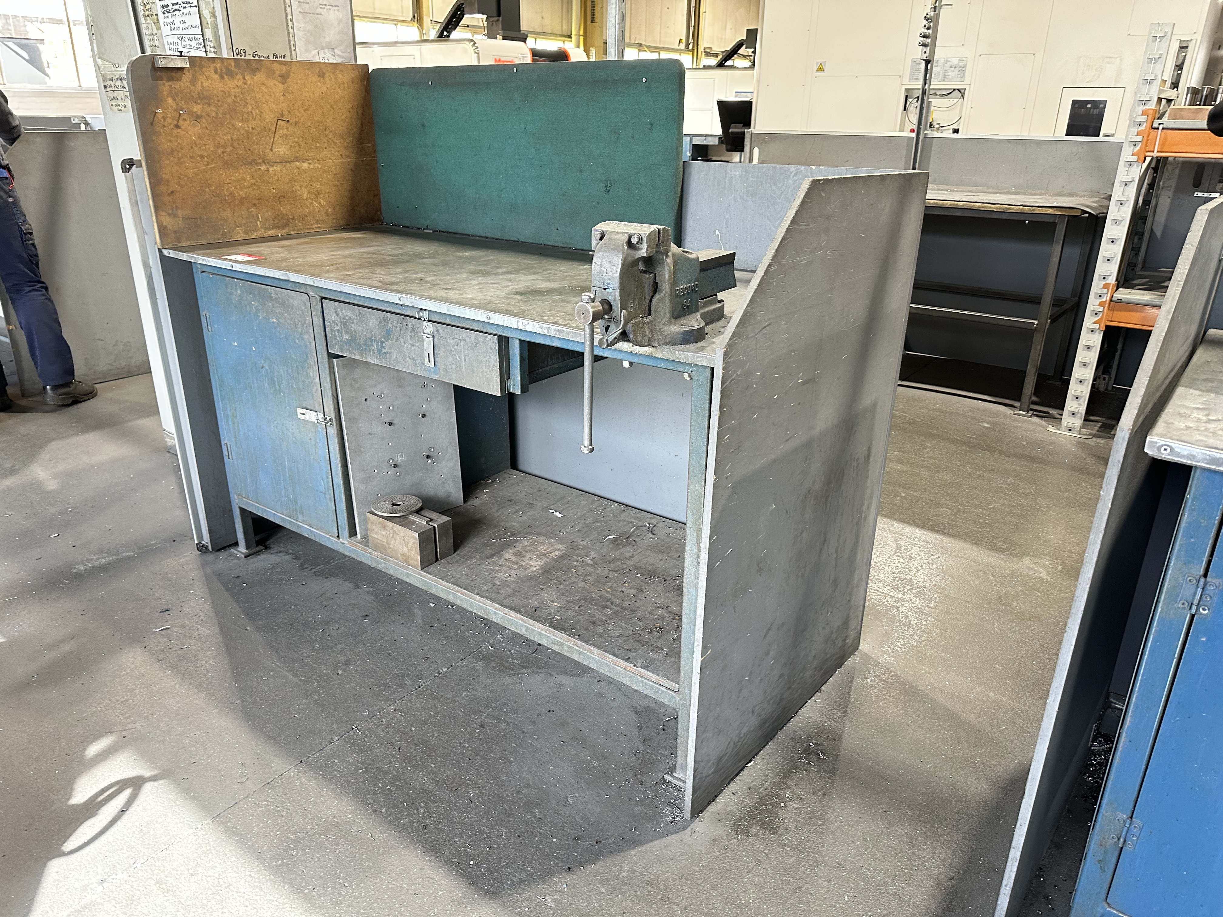Various Size Work Bench & Tables
