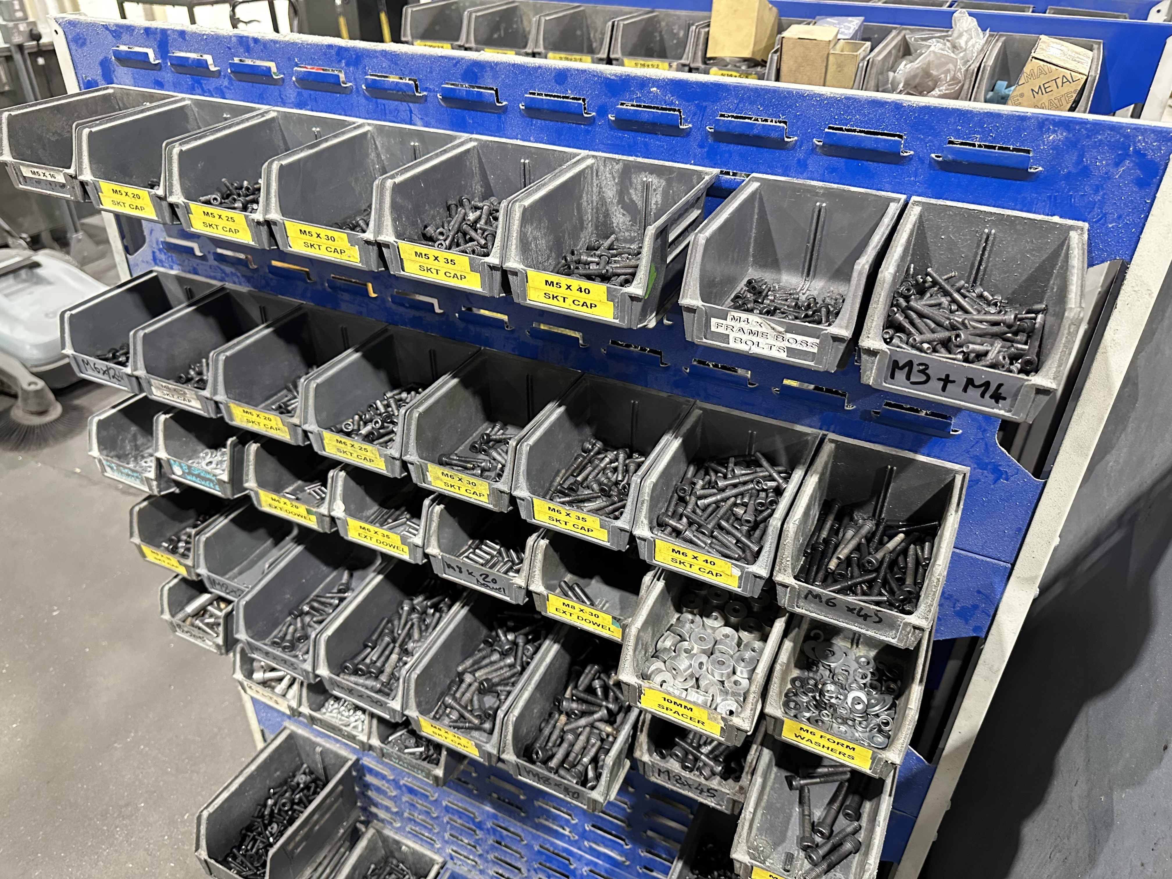 Large Qty of Cap Head Screws, Counter Sink Head Screws and Other Fixings 