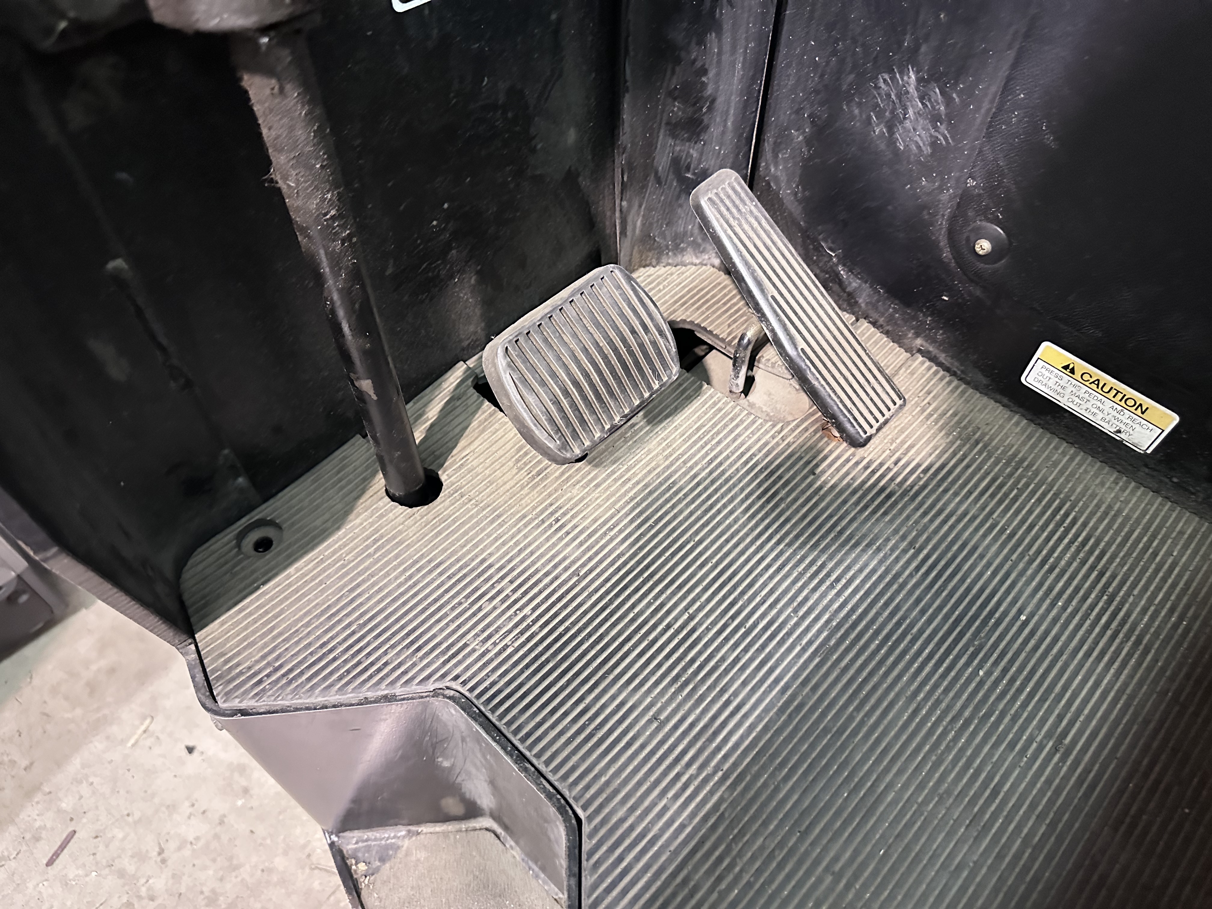 Daewoo BR15J Reach Truck