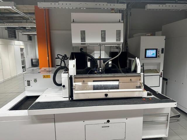 Charmilles Robofil 4030 SI-TW Wire-Cut Electro-Discharge Machine. (2002)