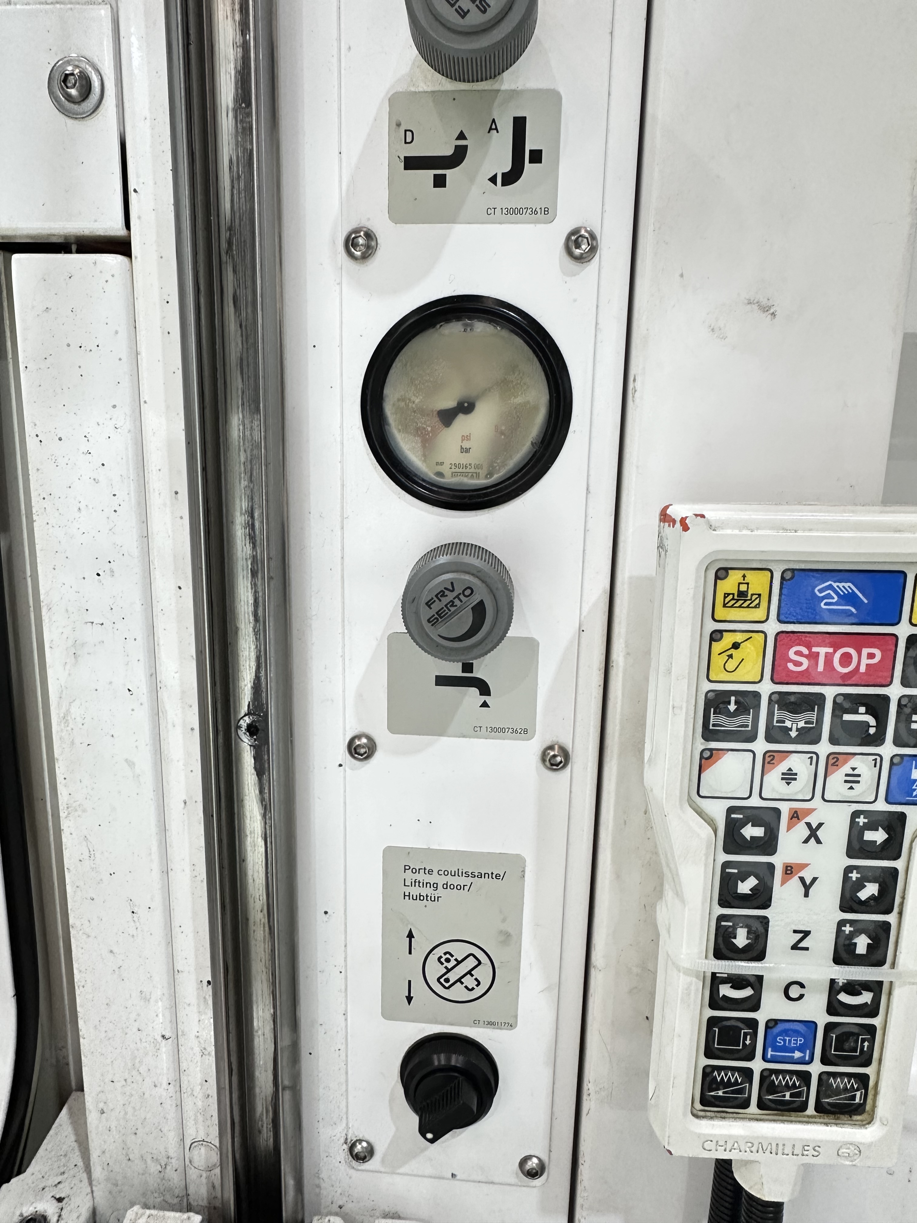 Charmilles FO 350 S Die-Sink Electro-Discharge Machine. (2008)