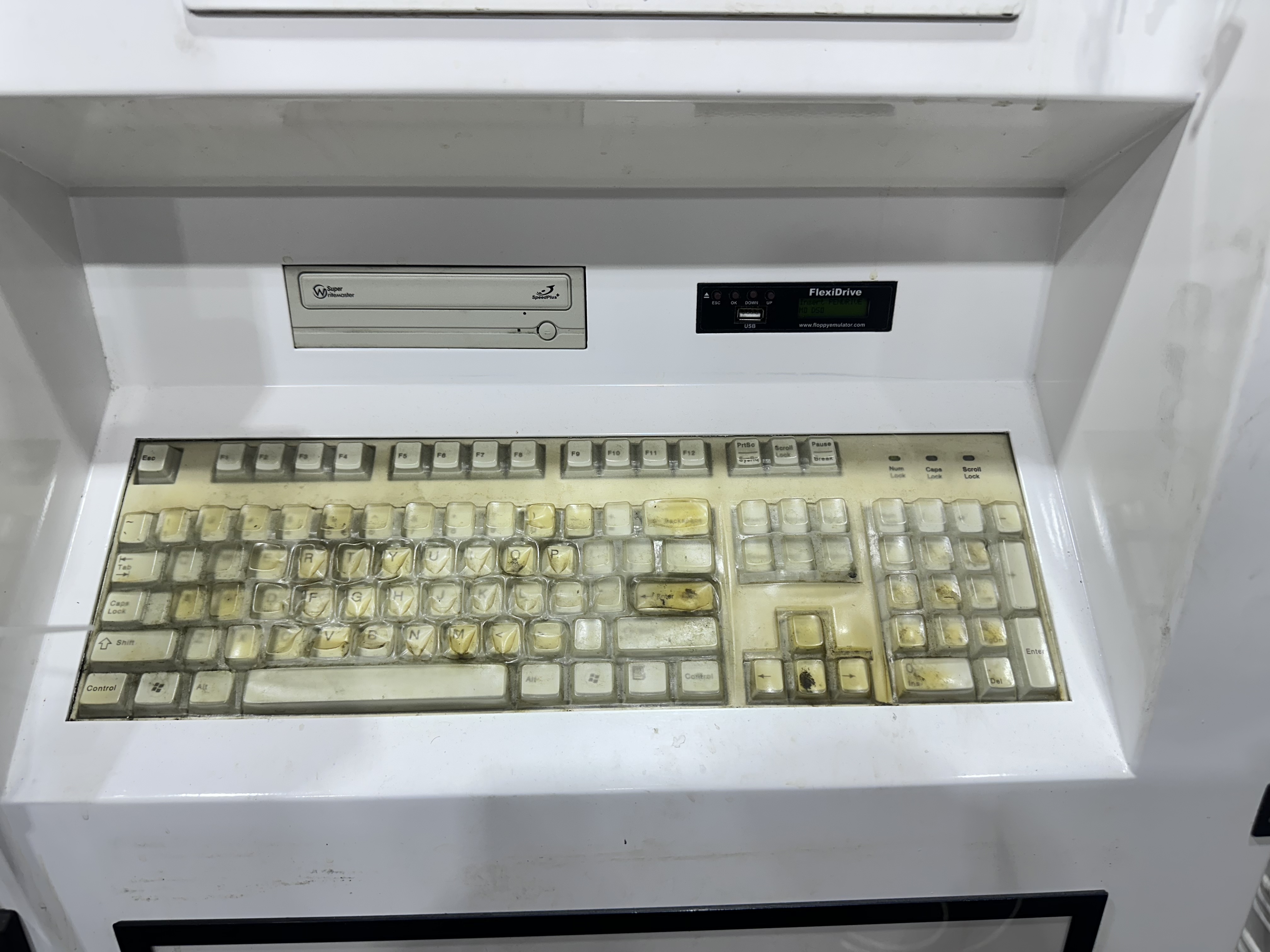 Charmilles Robofil 440-CC Wire-Cut Electro-Discharge Machine. (2002)
