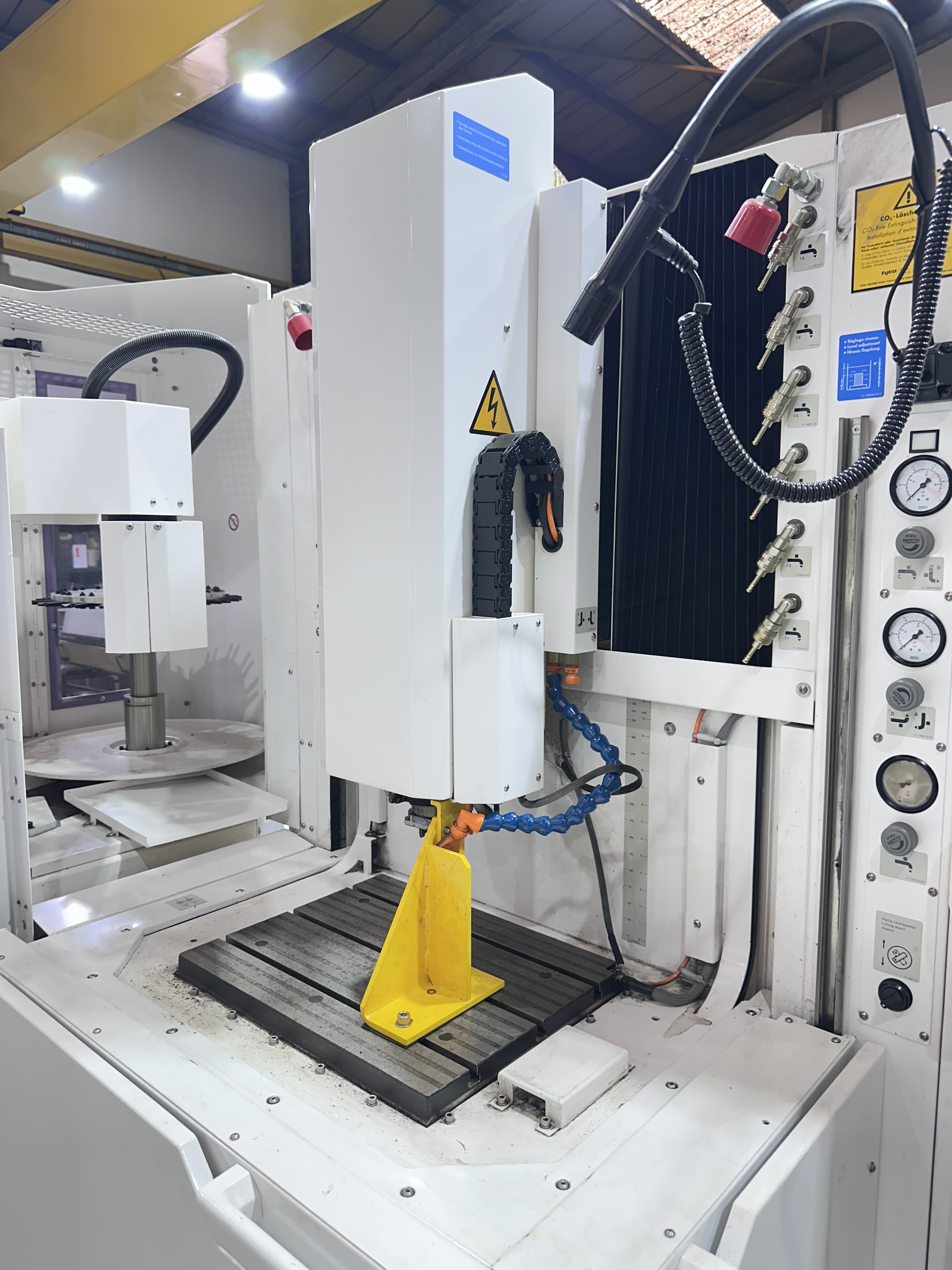 Charmilles FO 350 S Die-Sink Electro-Discharge Machine. (2008)