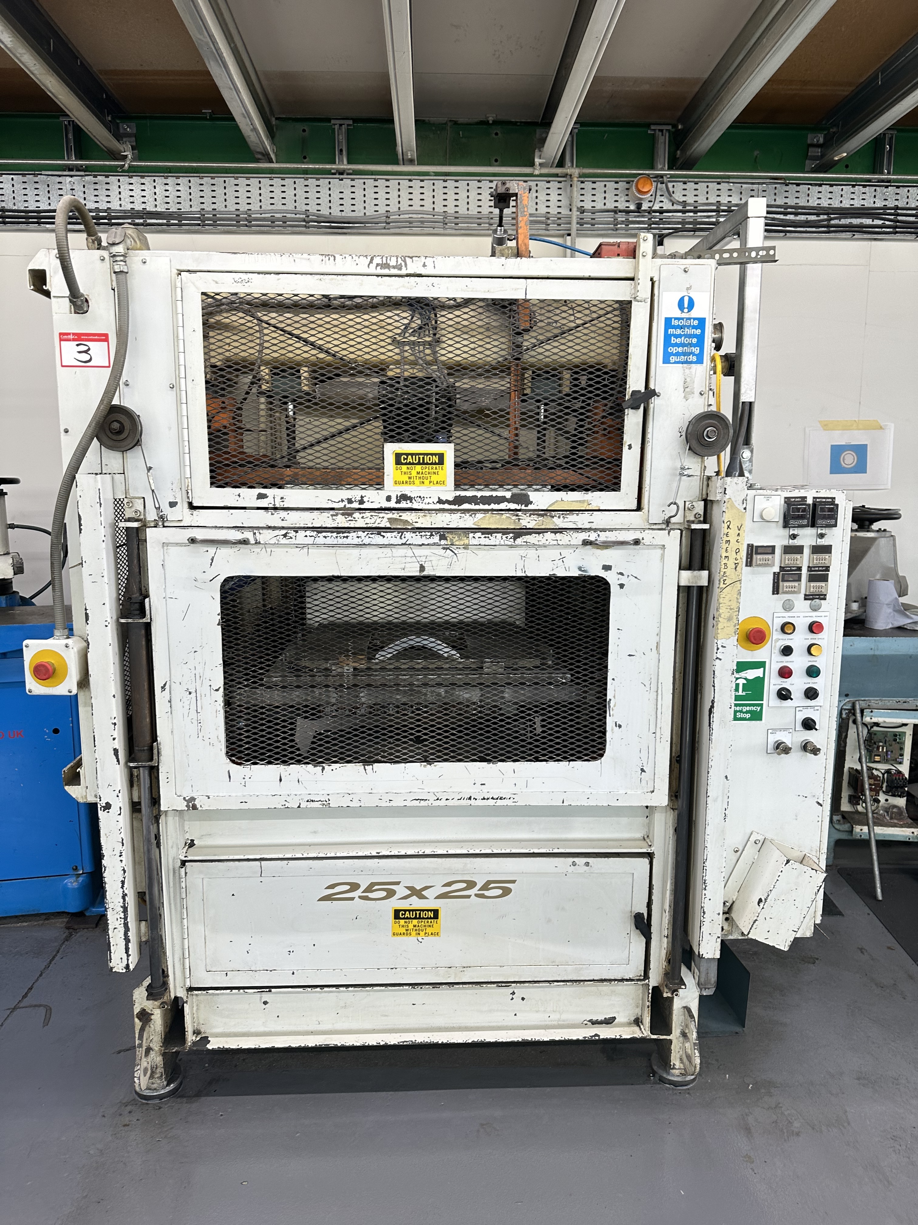 Lyle Industries 25 x 25 Single Station Vacuum Thermoforming Machine (1996)