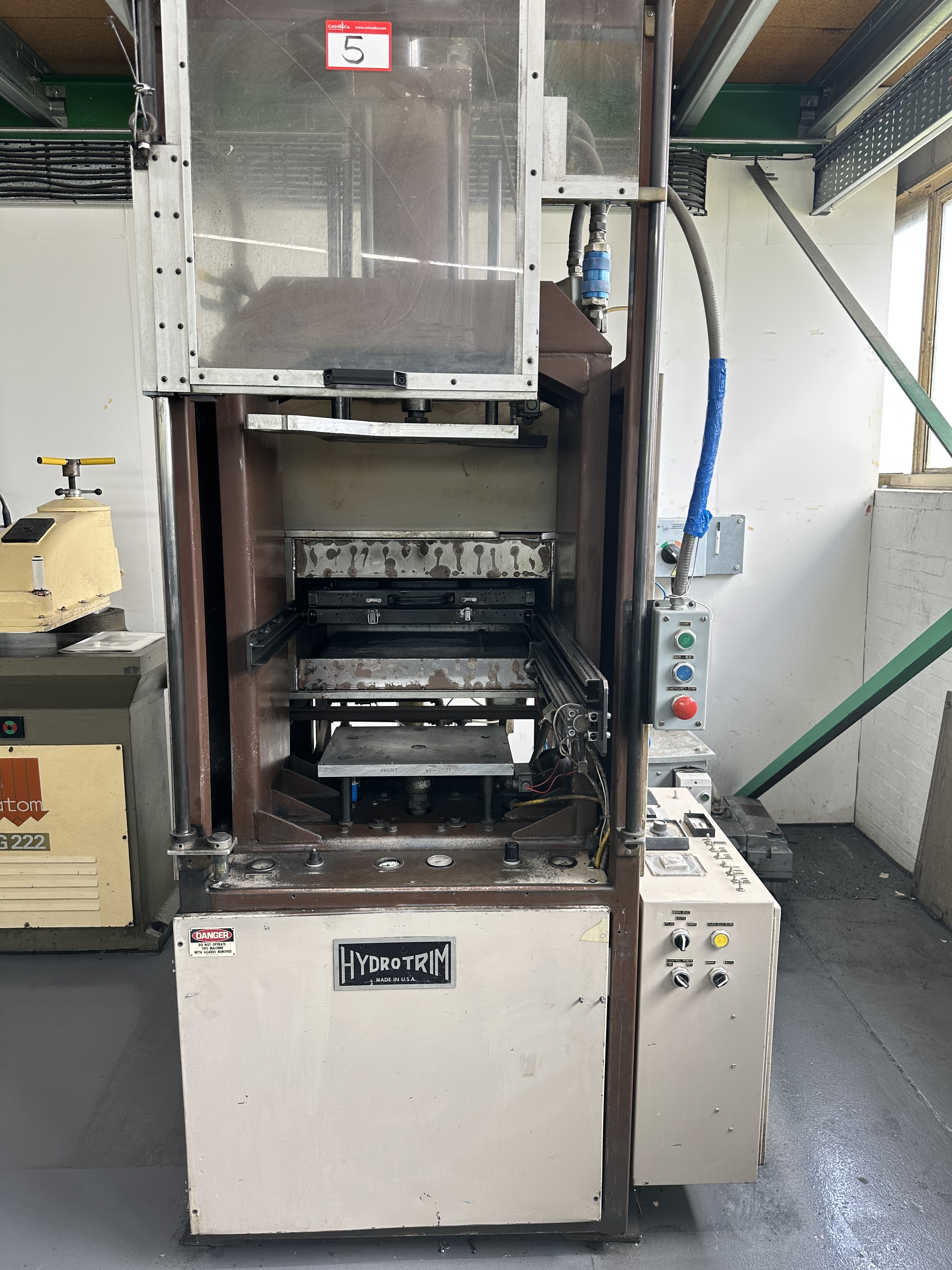  Labform 1620 Hydro-Trim Laboratory Thermoforming Machine