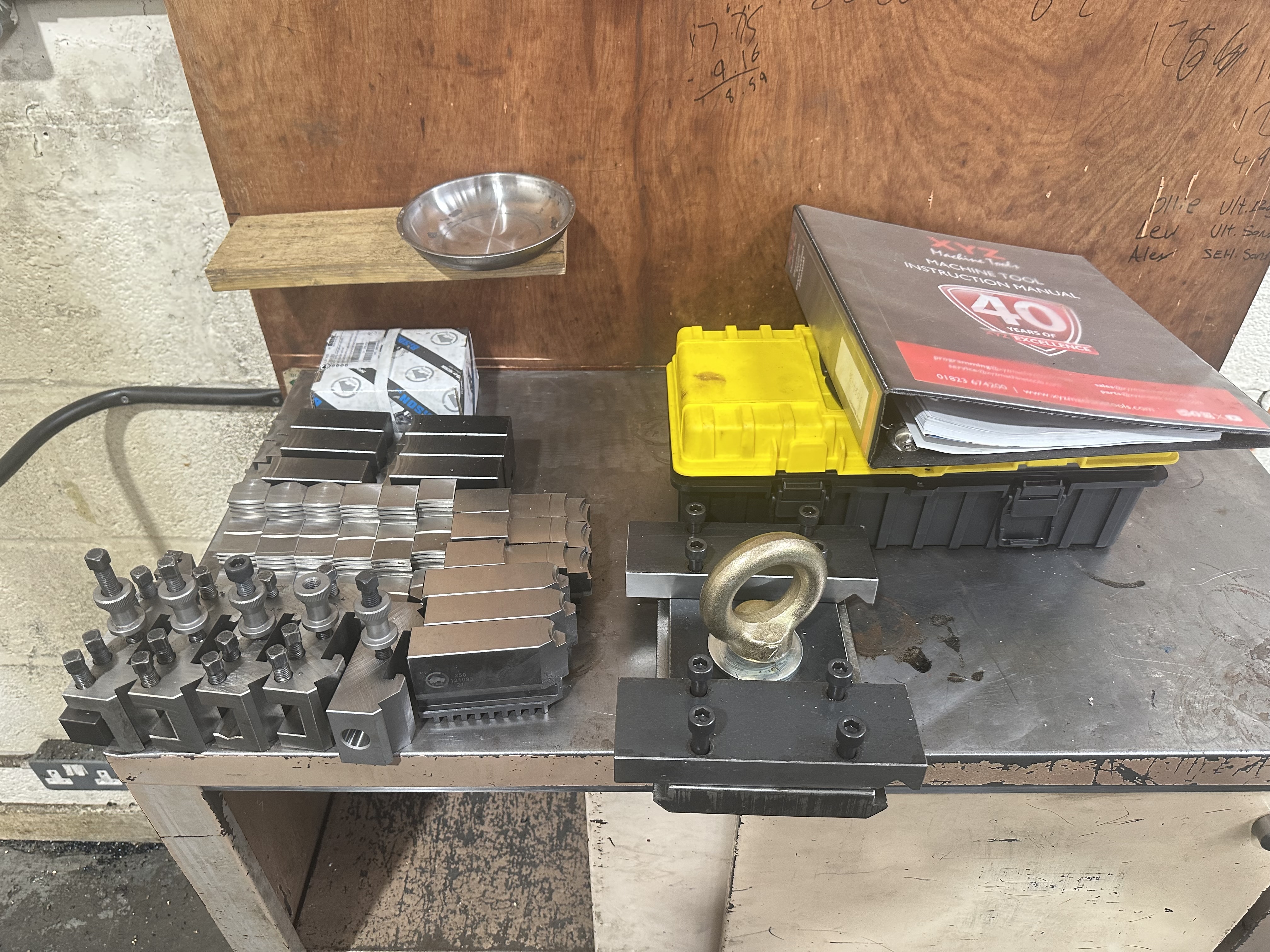 XYZ 1530VS  x 730mm Gap Bed Manual Lathe with DRO (2024)
