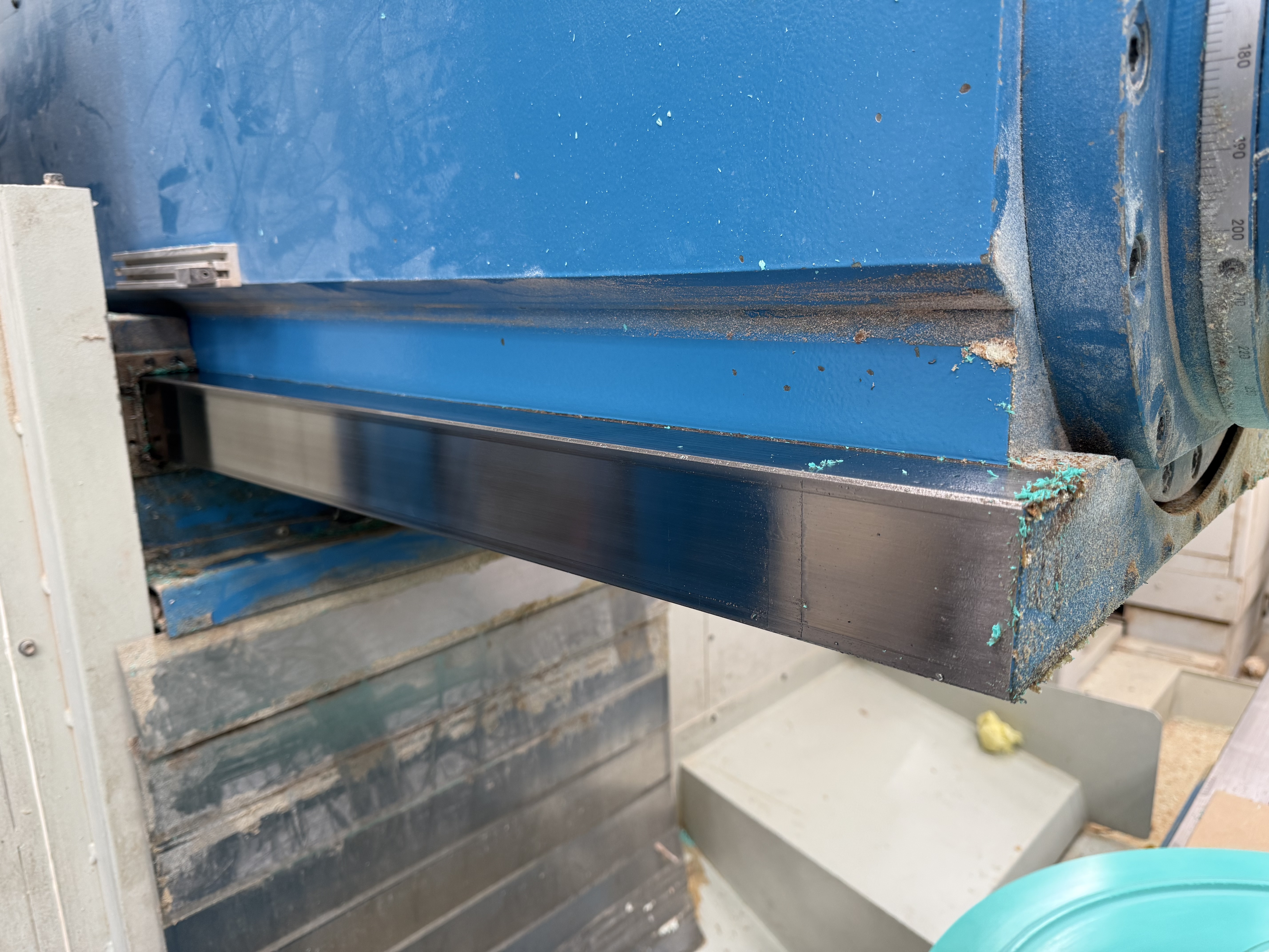 Correa CF22/25 Plus CNC Bed Mill. (1999)