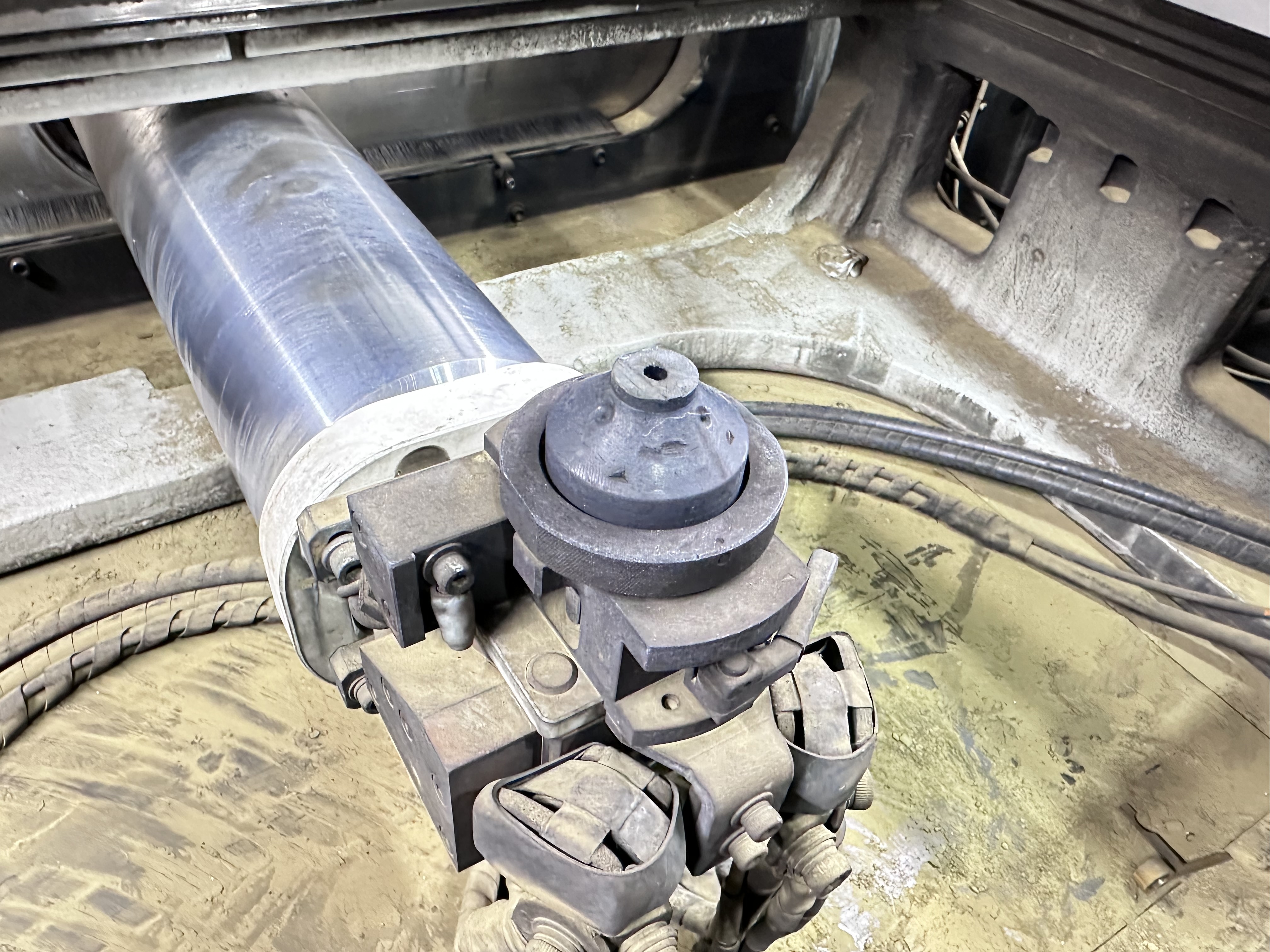 Mitsubishi MV2400R High-Precision Wire Electro-Discharge Machine. (2022)