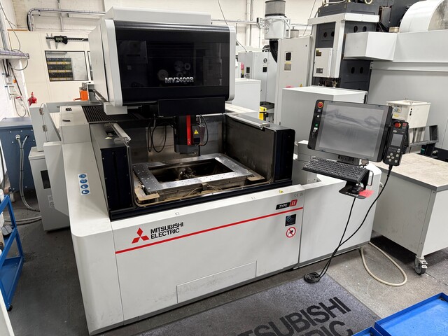 Mitsubishi MV2400R High-Precision Wire Electro-Discharge Machine. (2022)