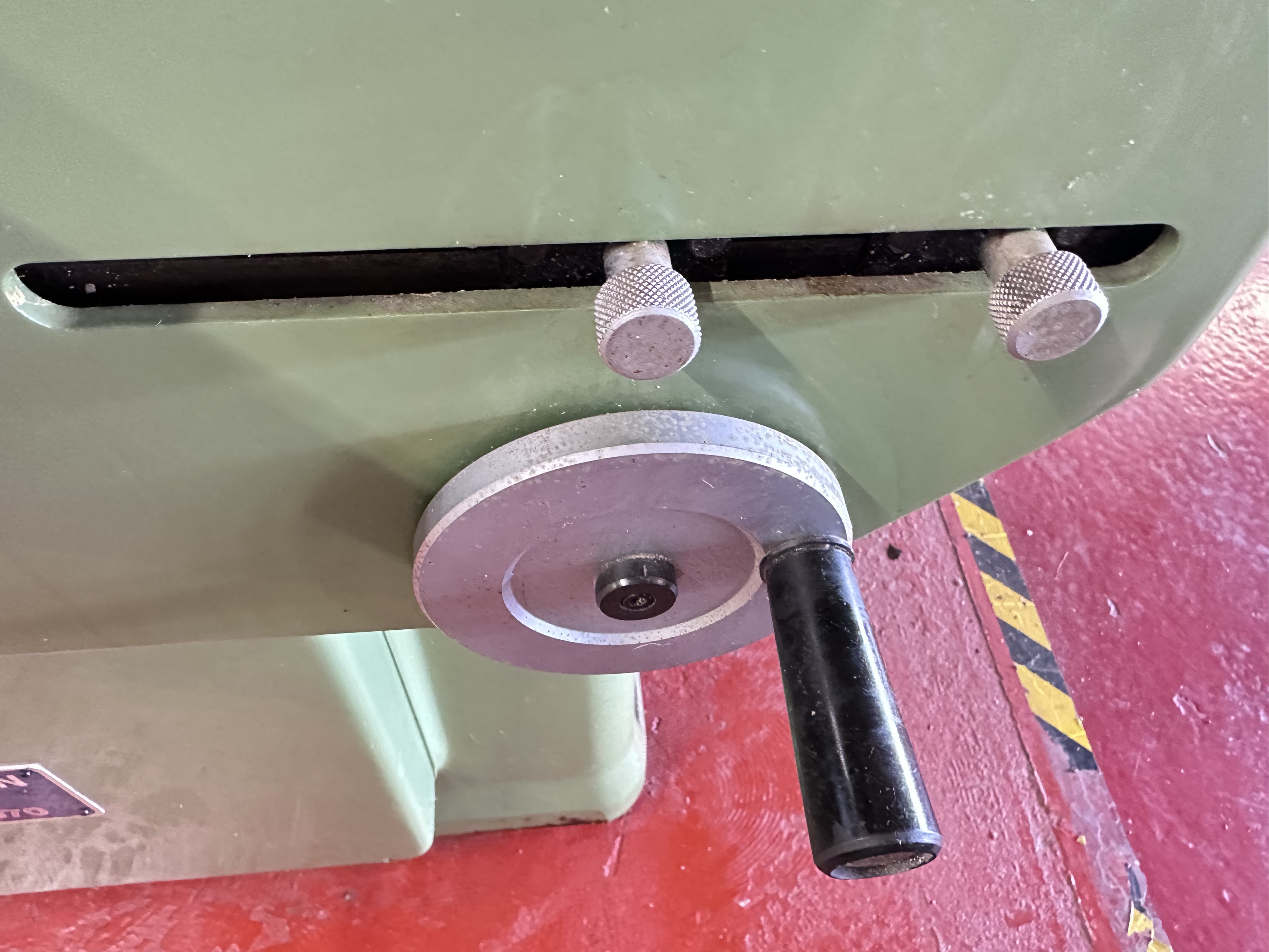 Jones & Shipman 1070M Cylindrical Grinder