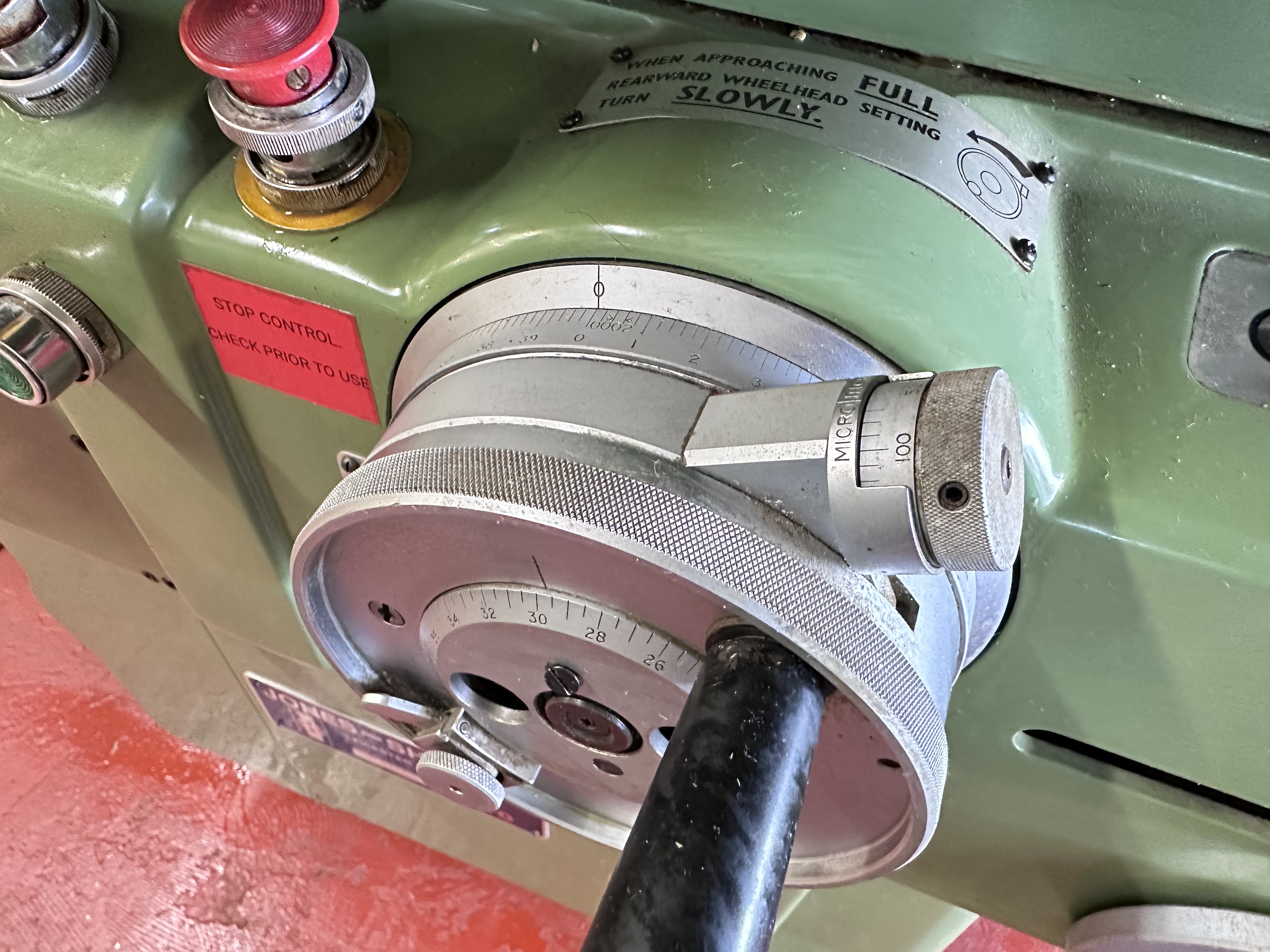 Jones & Shipman 1070M Cylindrical Grinder