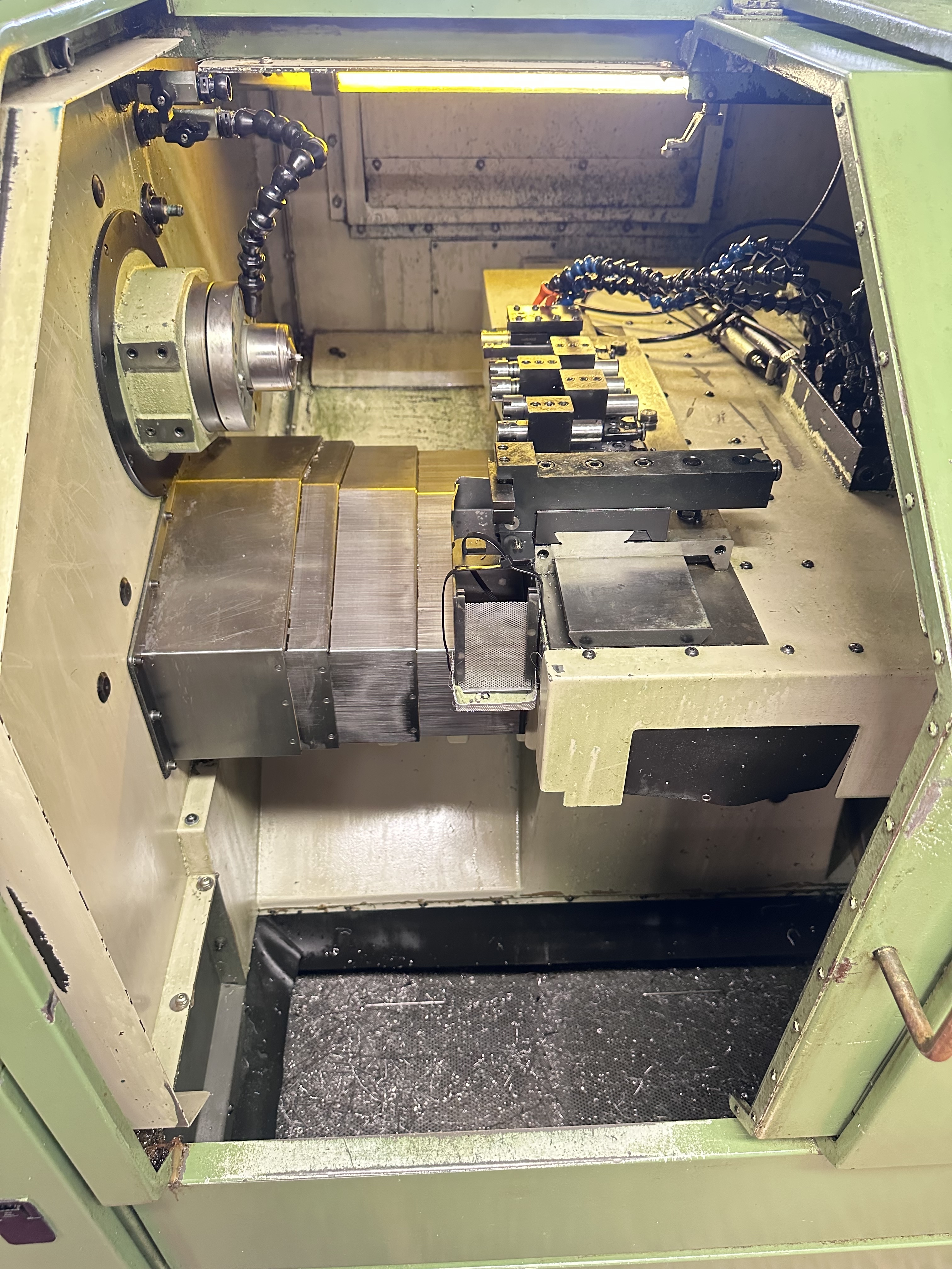Hardinge Conquest GT Supe Precision CNC Turning Centre