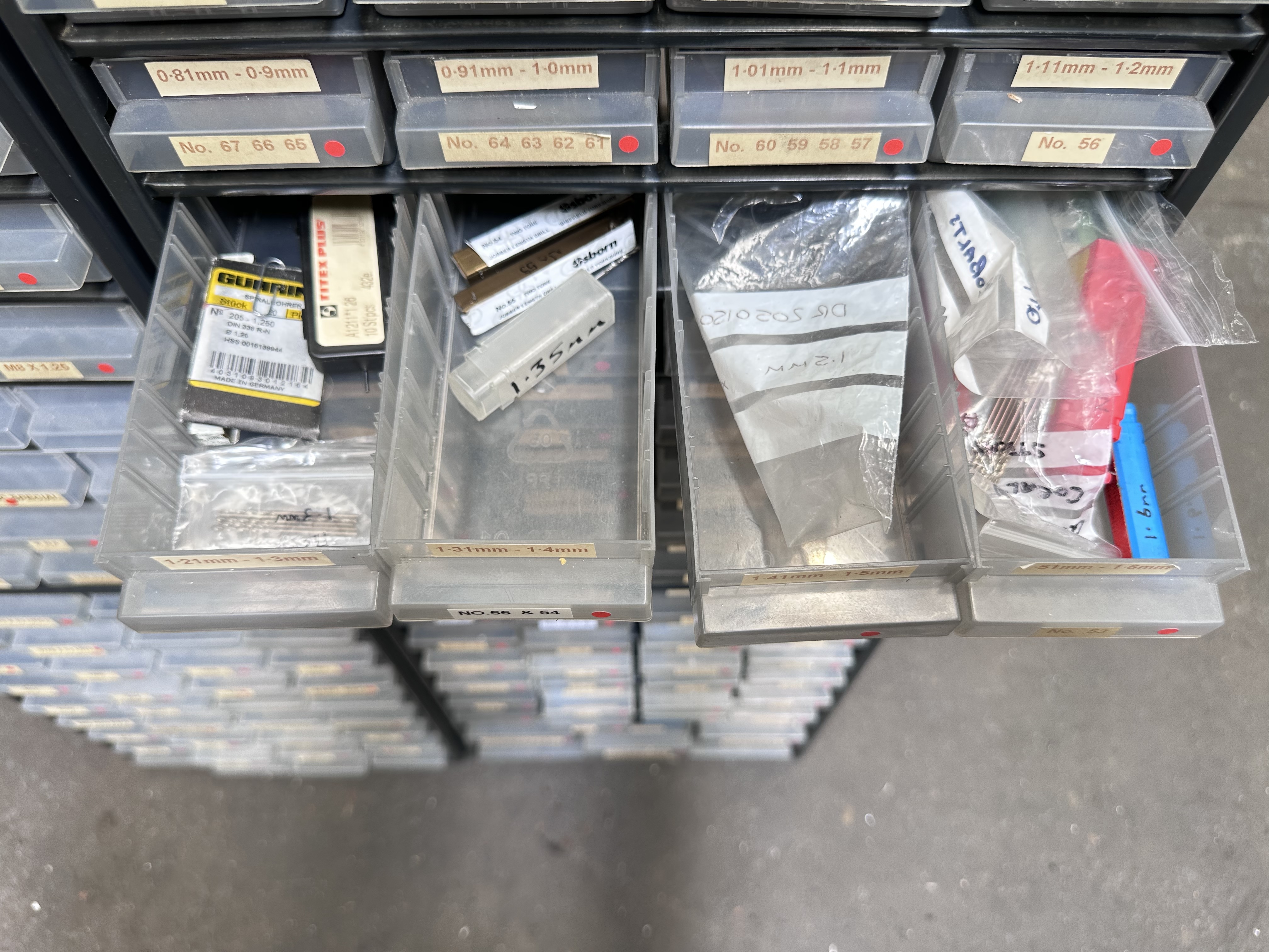 Selection of HSS Drills & Taps in Multi Draw Cabinets 