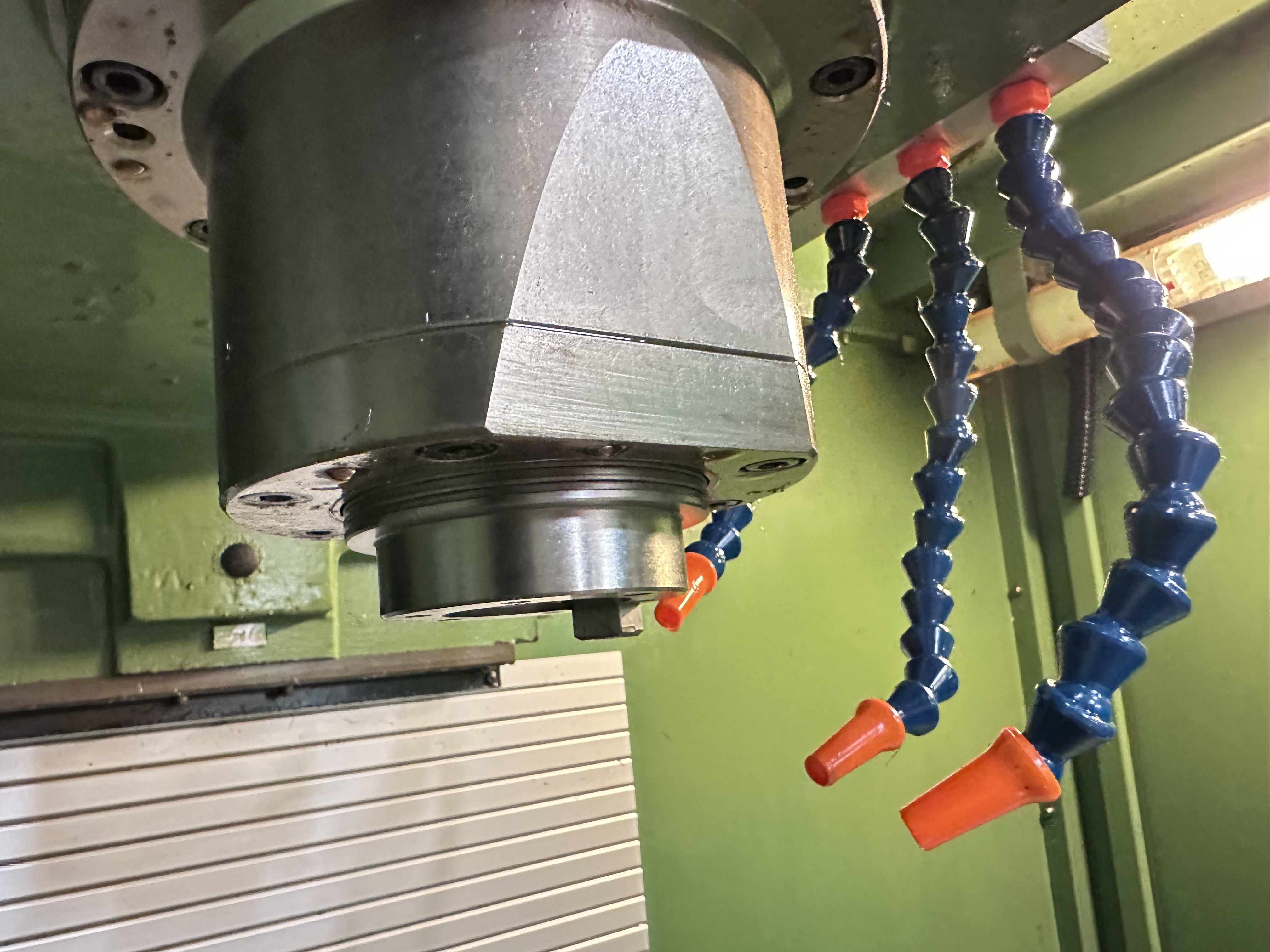 Bridgeport VMC 600 XP Vertical Machining Centre (2002)
