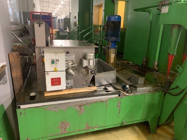Riello Model VFX300–6/4–0/1-V Vertiflex Transfer Machine (2002)