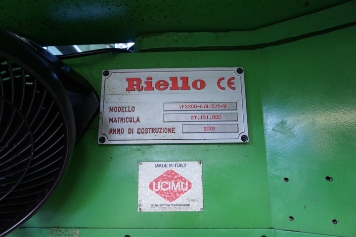 Riello Model VFX300–6/4–0/1-V Vertiflex Transfer Machine (2002)