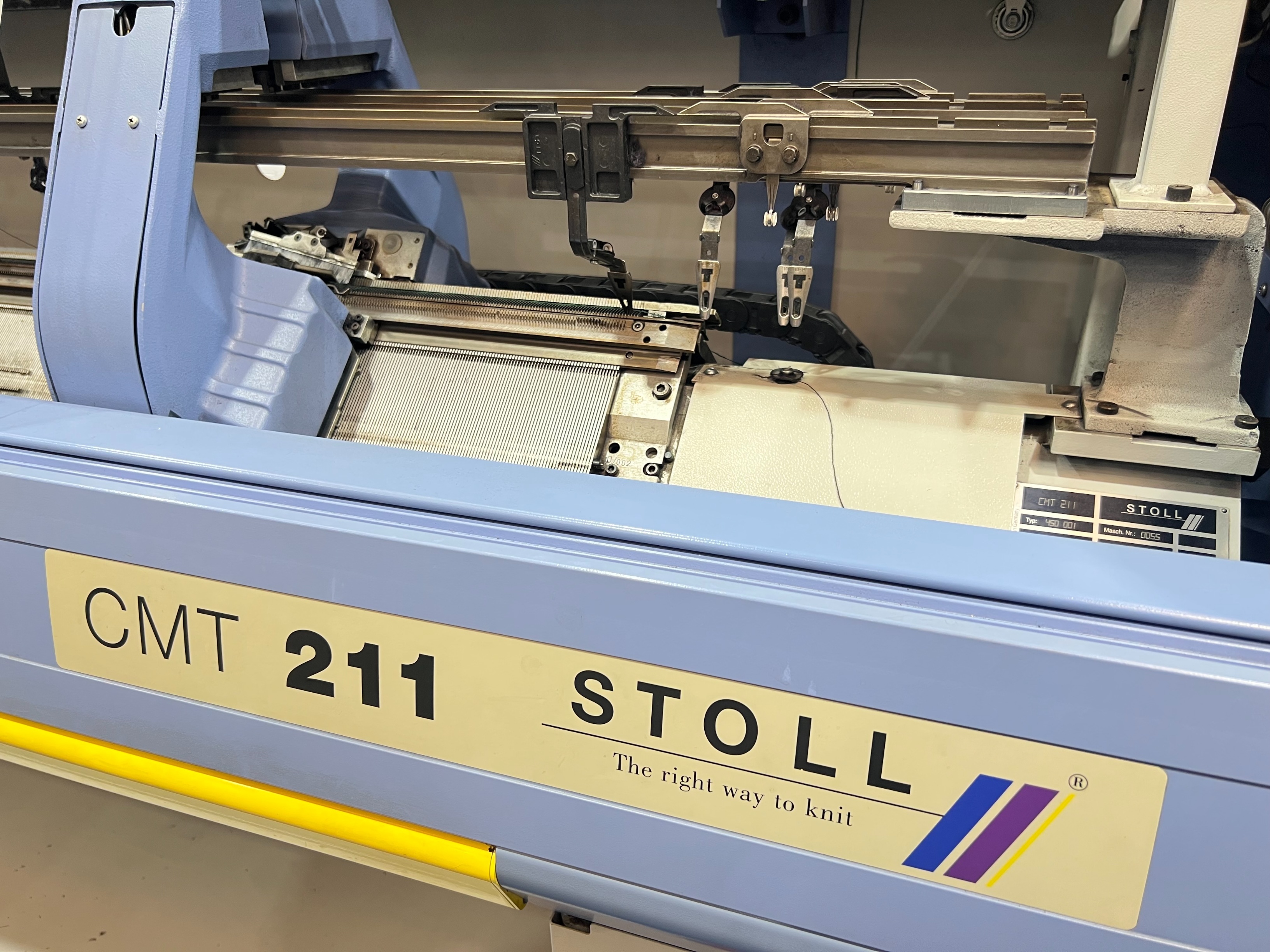 Stoll CMT 211 Flat Bed Knitting Machine