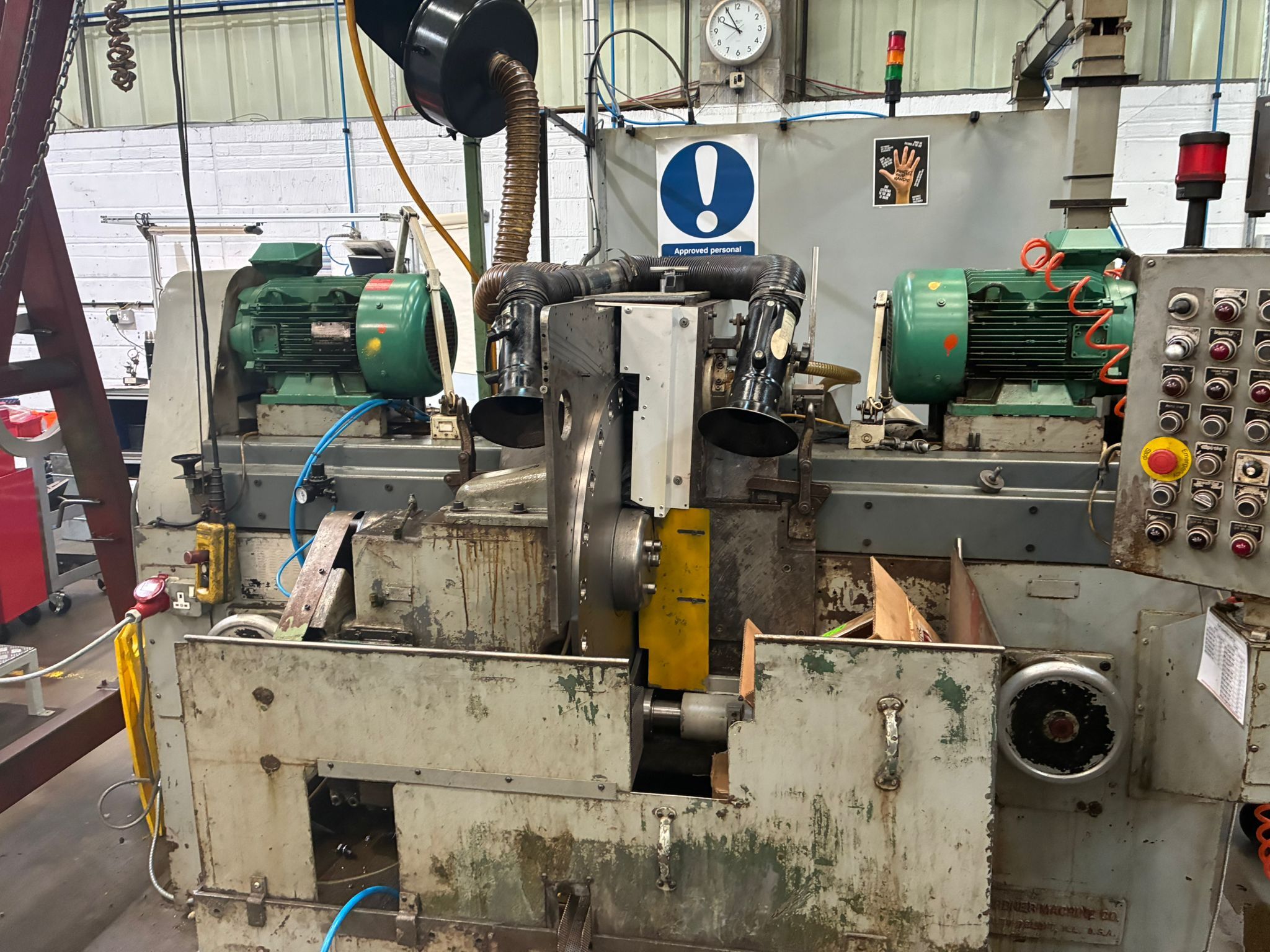 Gardner SDG3 Horizontal double-disc grinder  