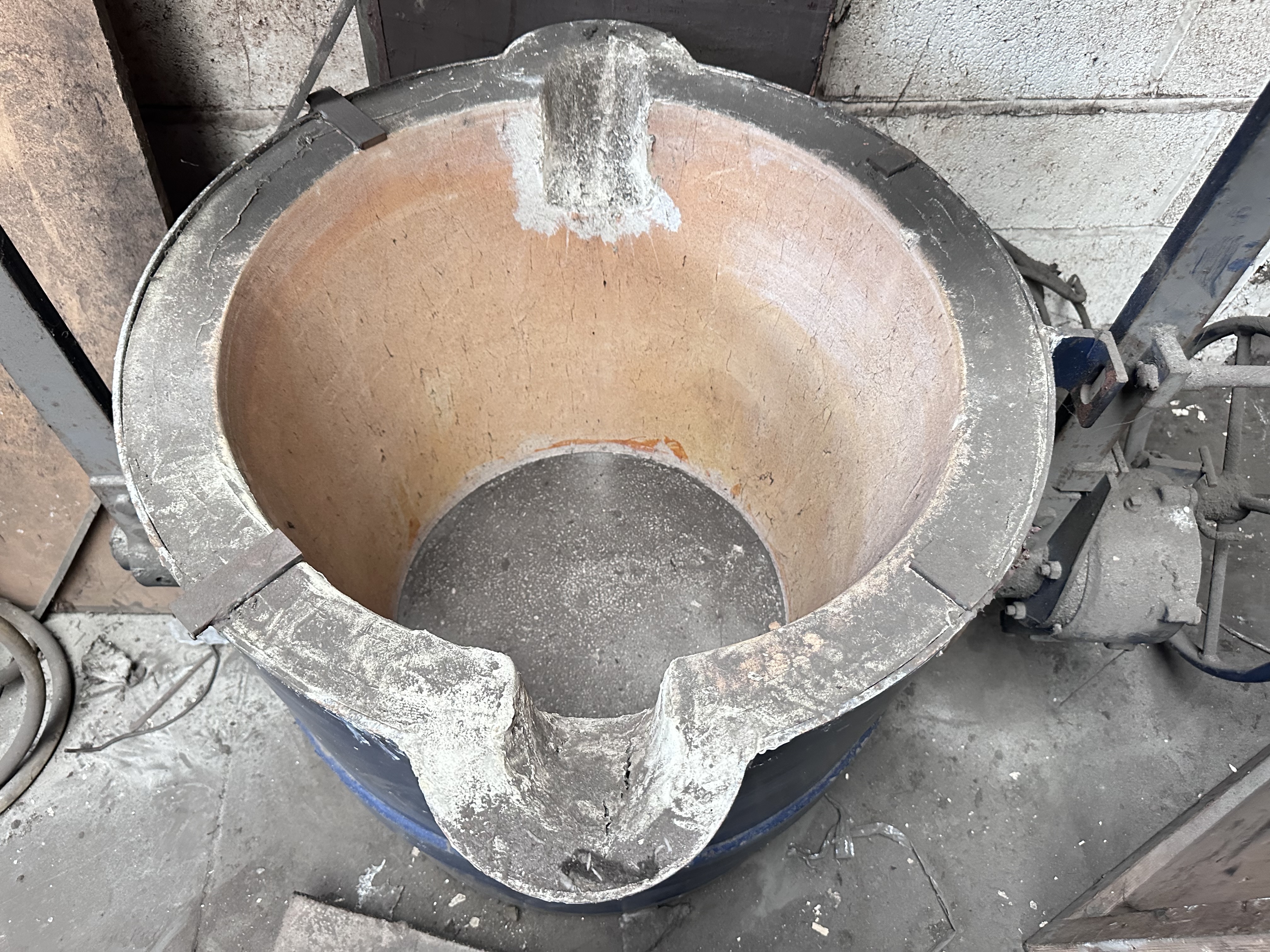 Acetarc Weld & Engineering Company Pouring Ladle (Unused)