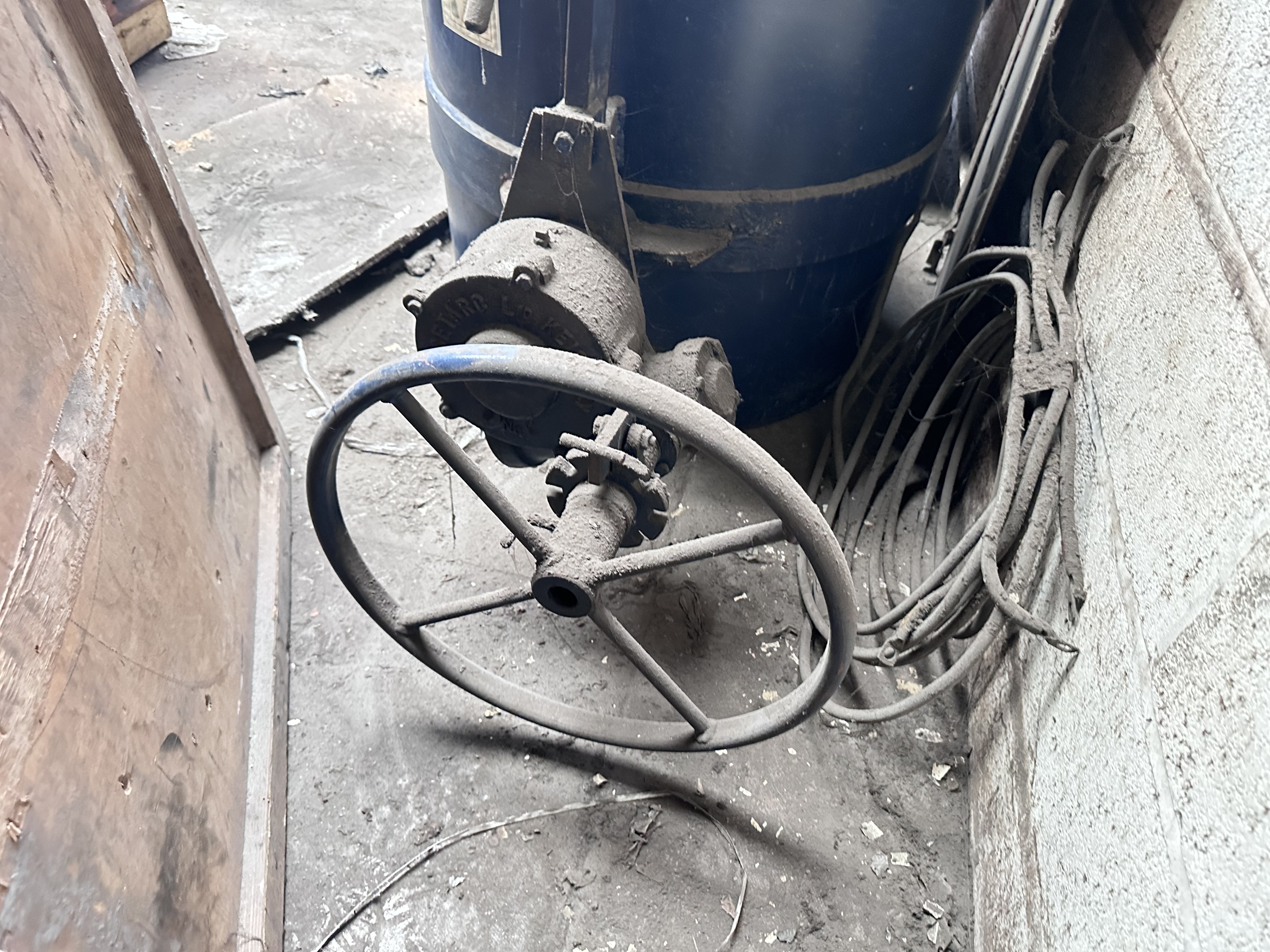 Acetarc Weld & Engineering Company Pouring Ladle (Unused)