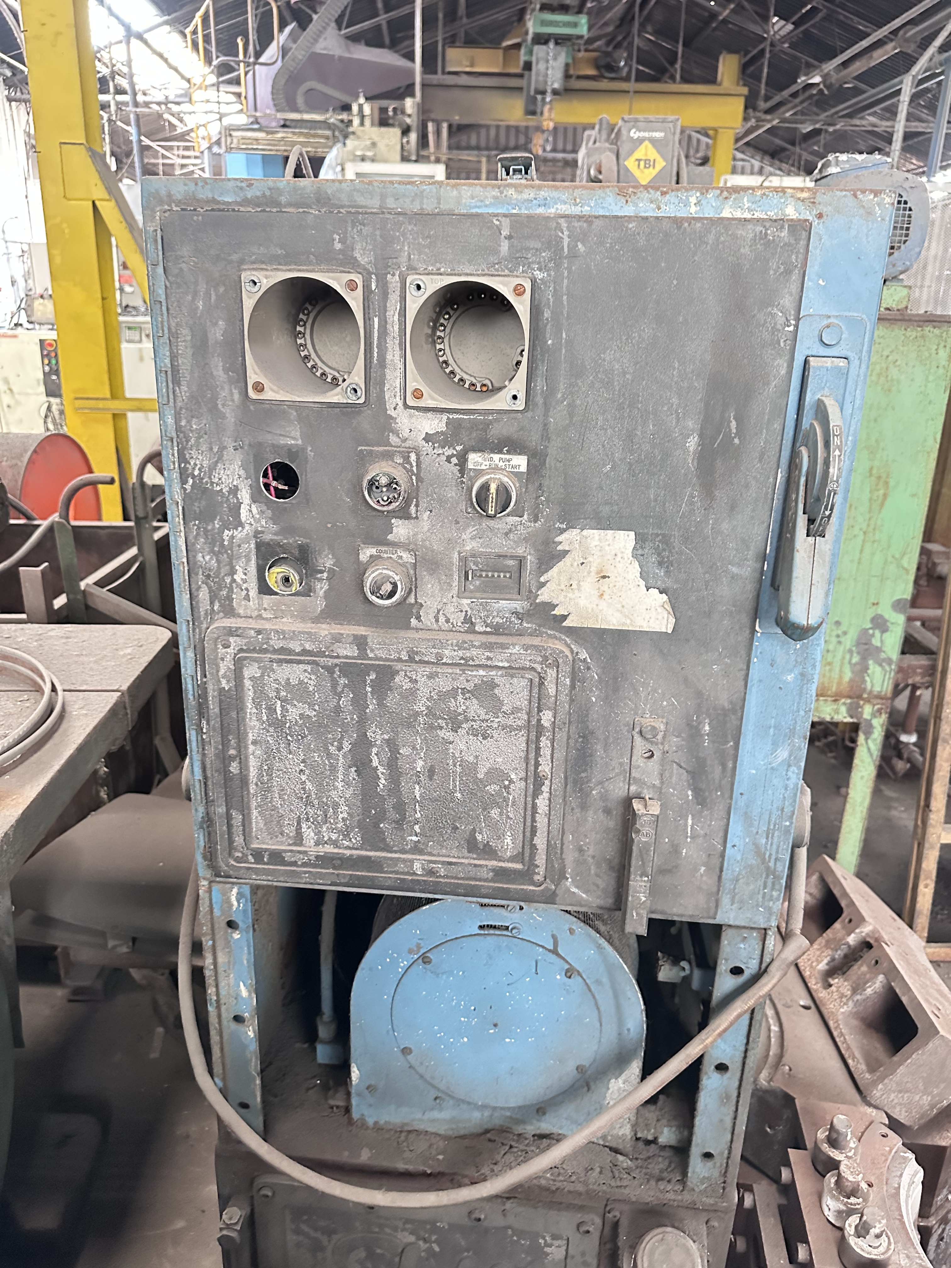 Stahl Autocast 42 x 42 x SP, Tilt & Pour Casting Turning Machine