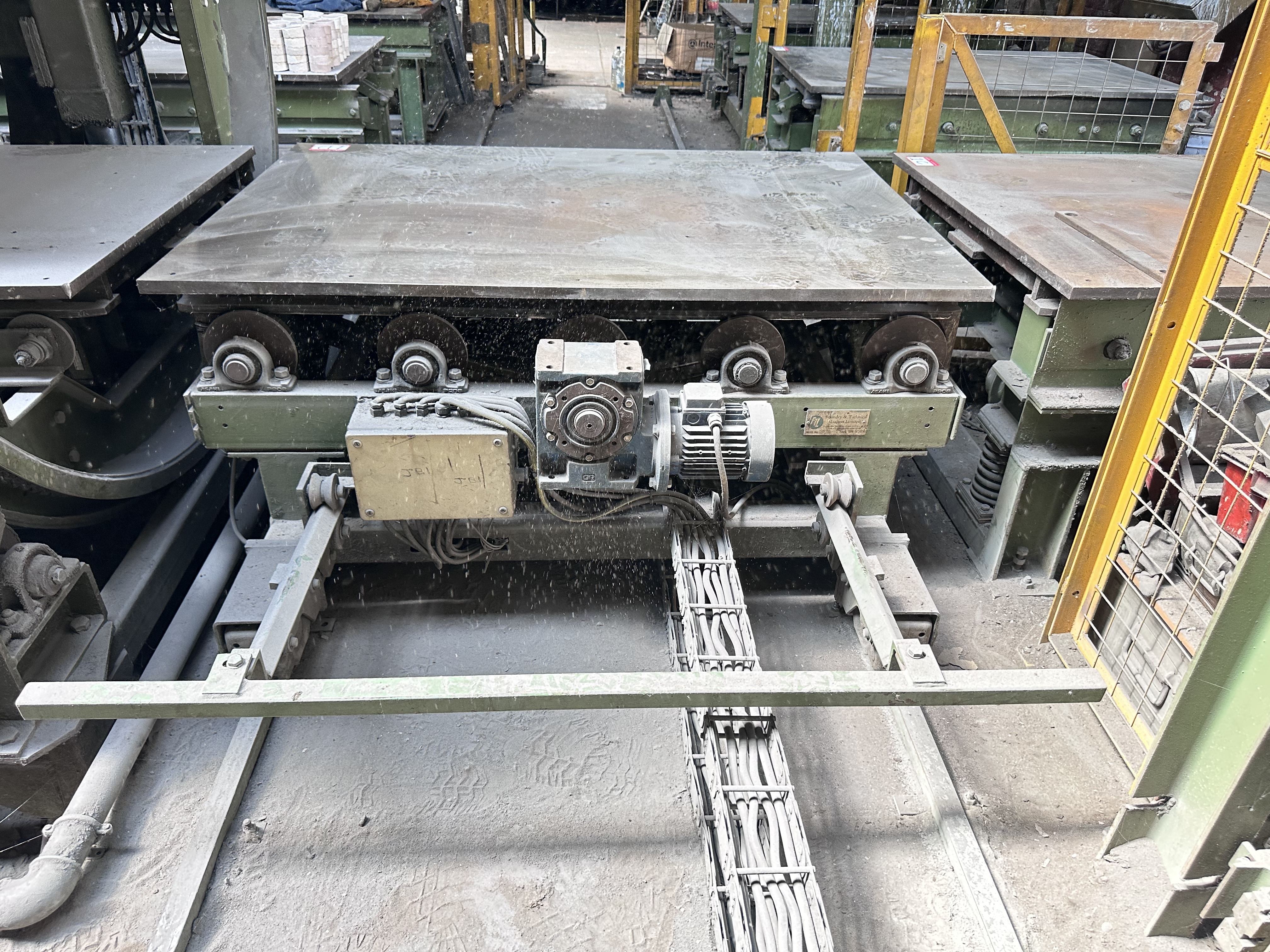 Cross Transfer Table System