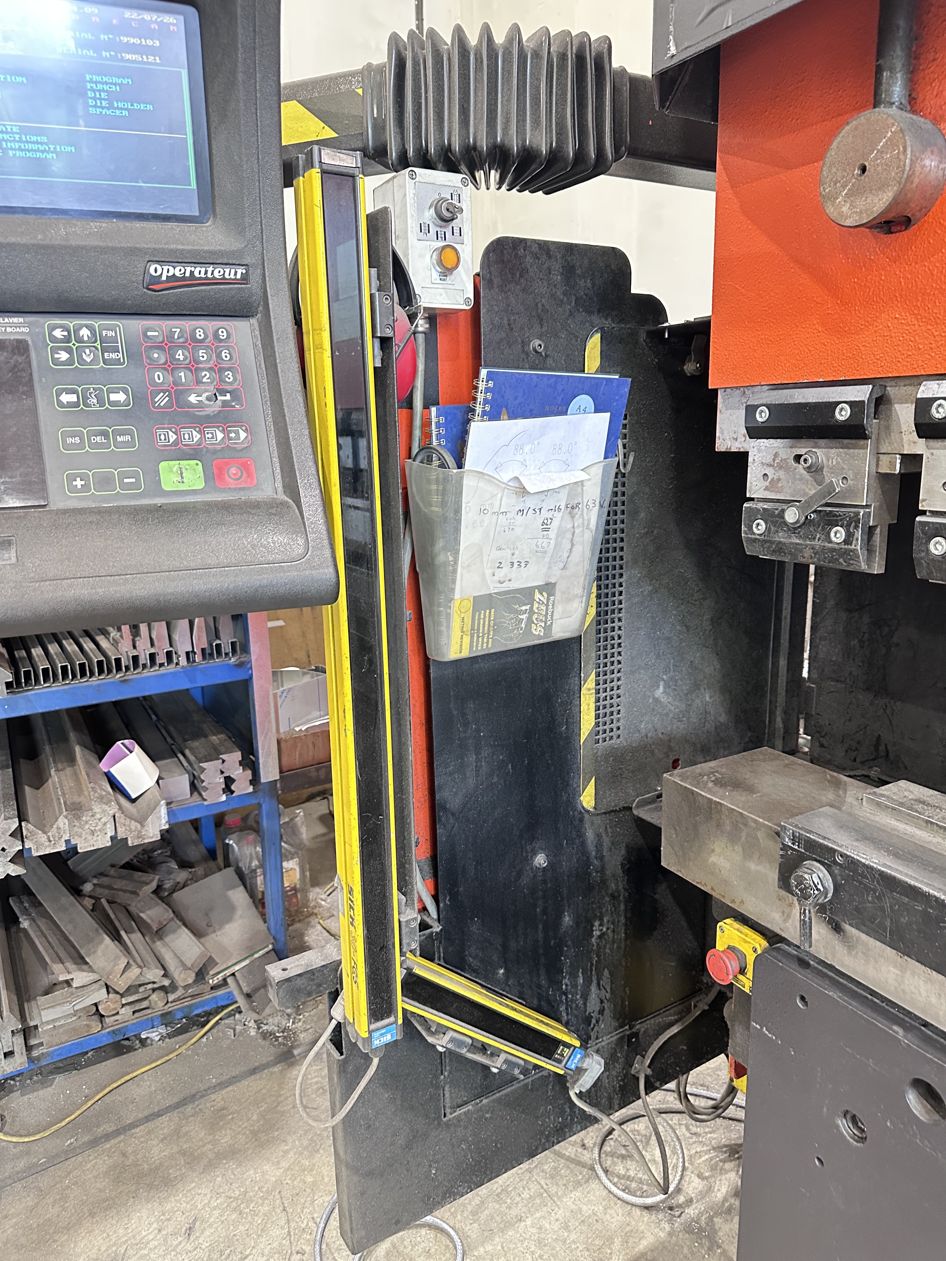 Amada Promecam HFB 2204 8-Axis Hydraulic Press Brake (1999)