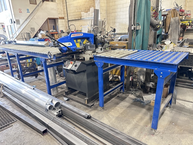 Pilous ARG 235 Plus Horizontal Bandsaw