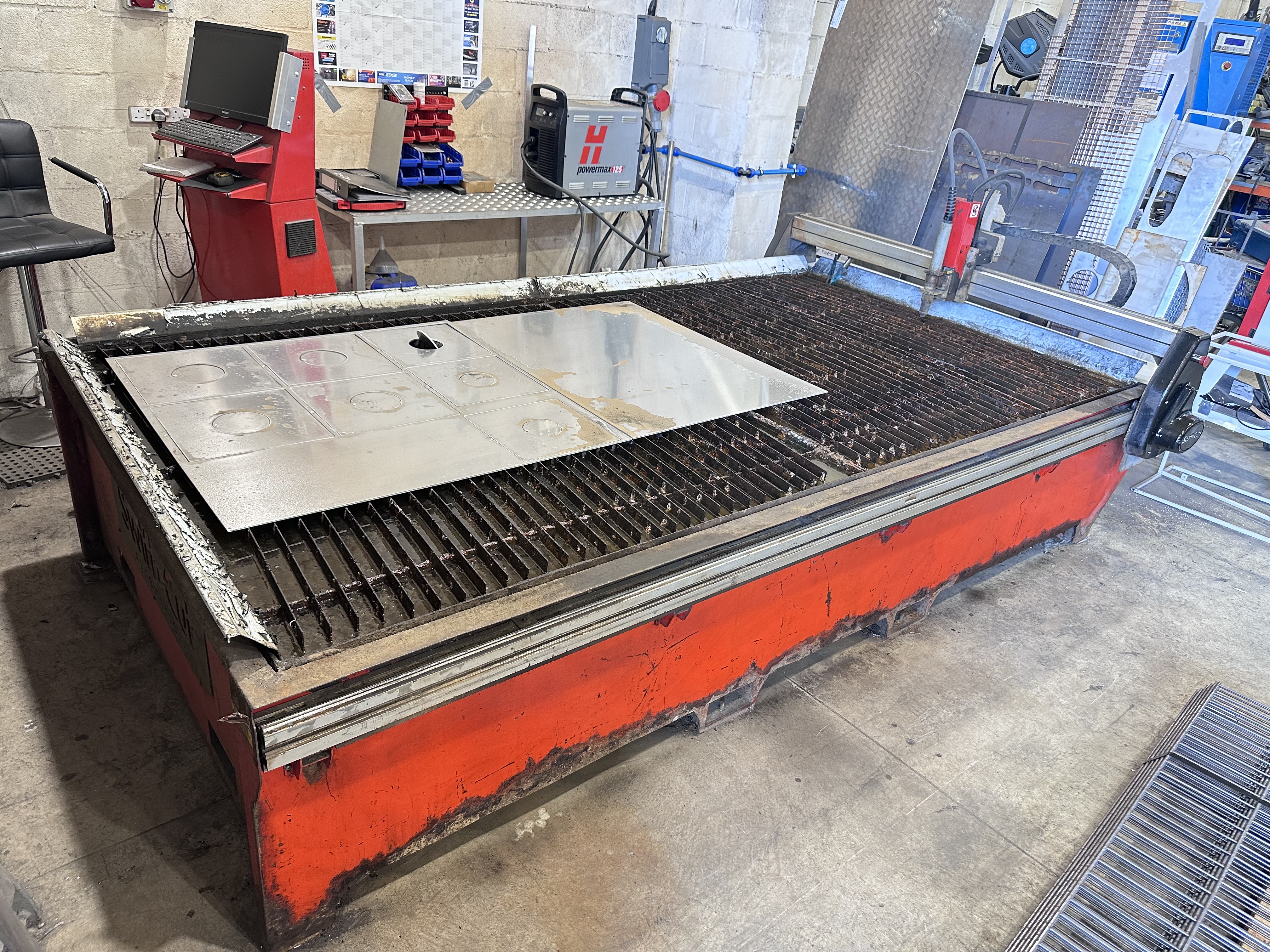 Swift Cut 3000 W/T Plasma Cutting Machine (2015)