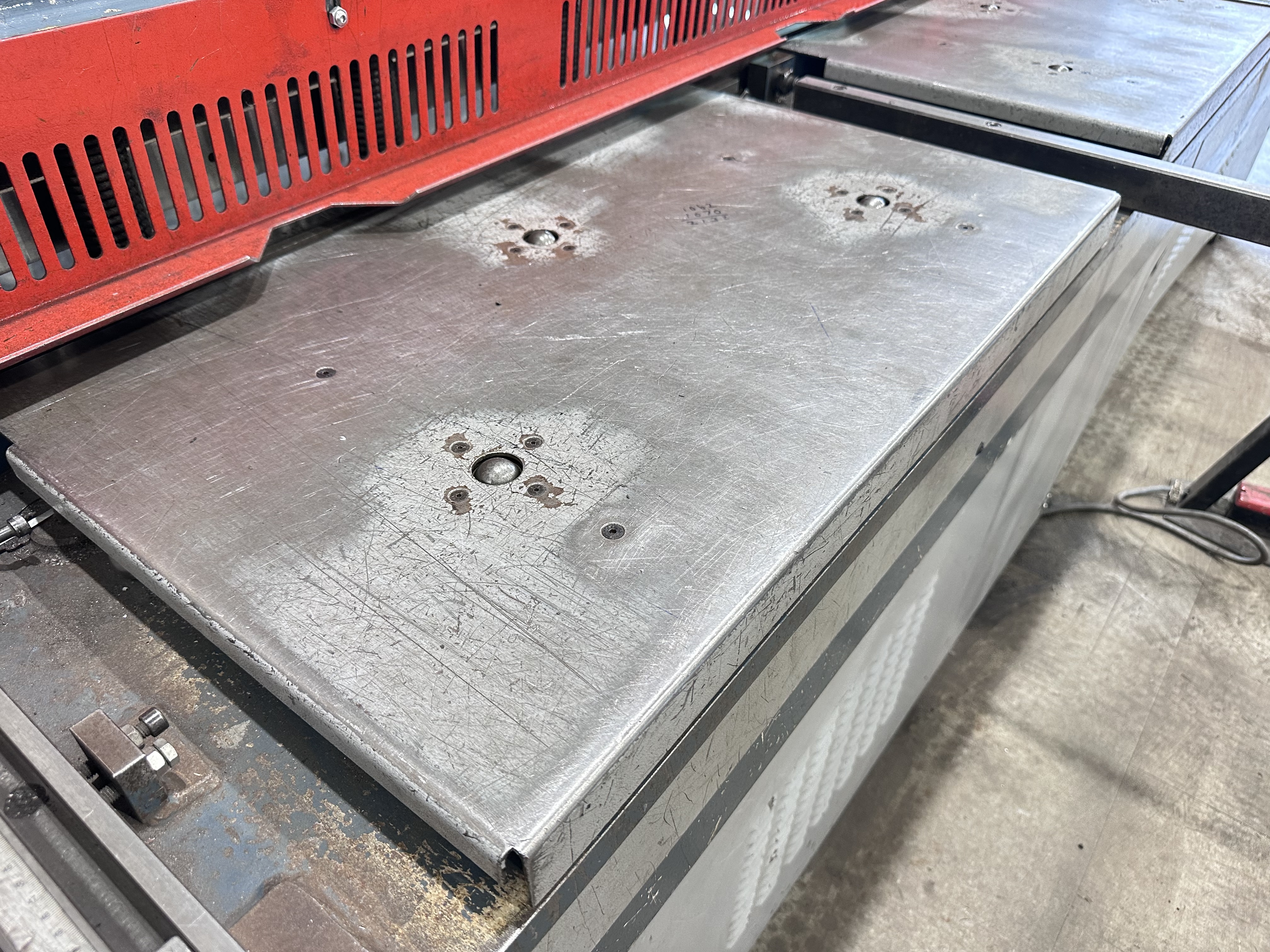 Axe & Status ES 3006 Hydraulic Guillotine (2006)