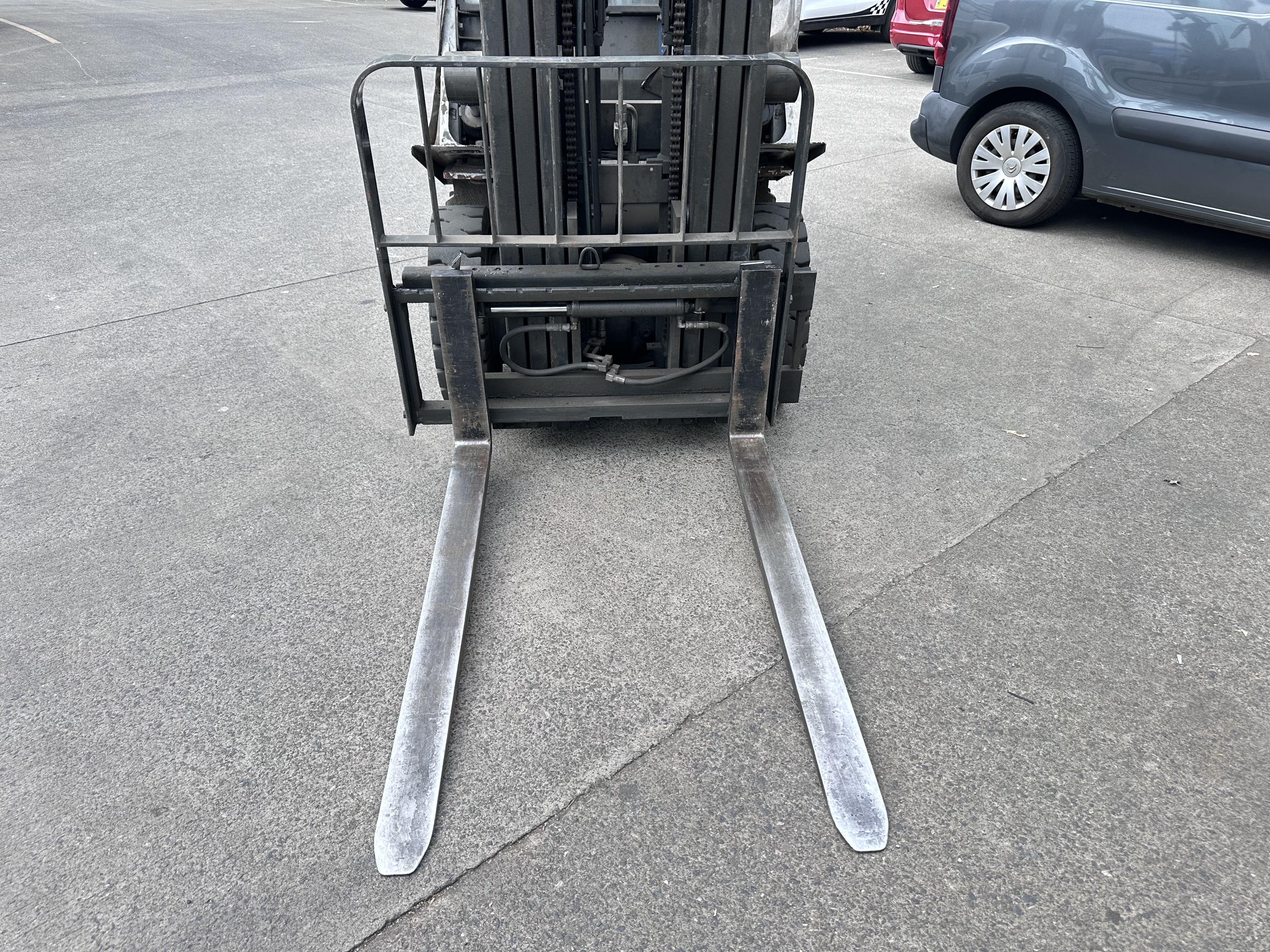 Nissan U1D2A25LQ 2.5T LPG Fork Lift Truck (2013)