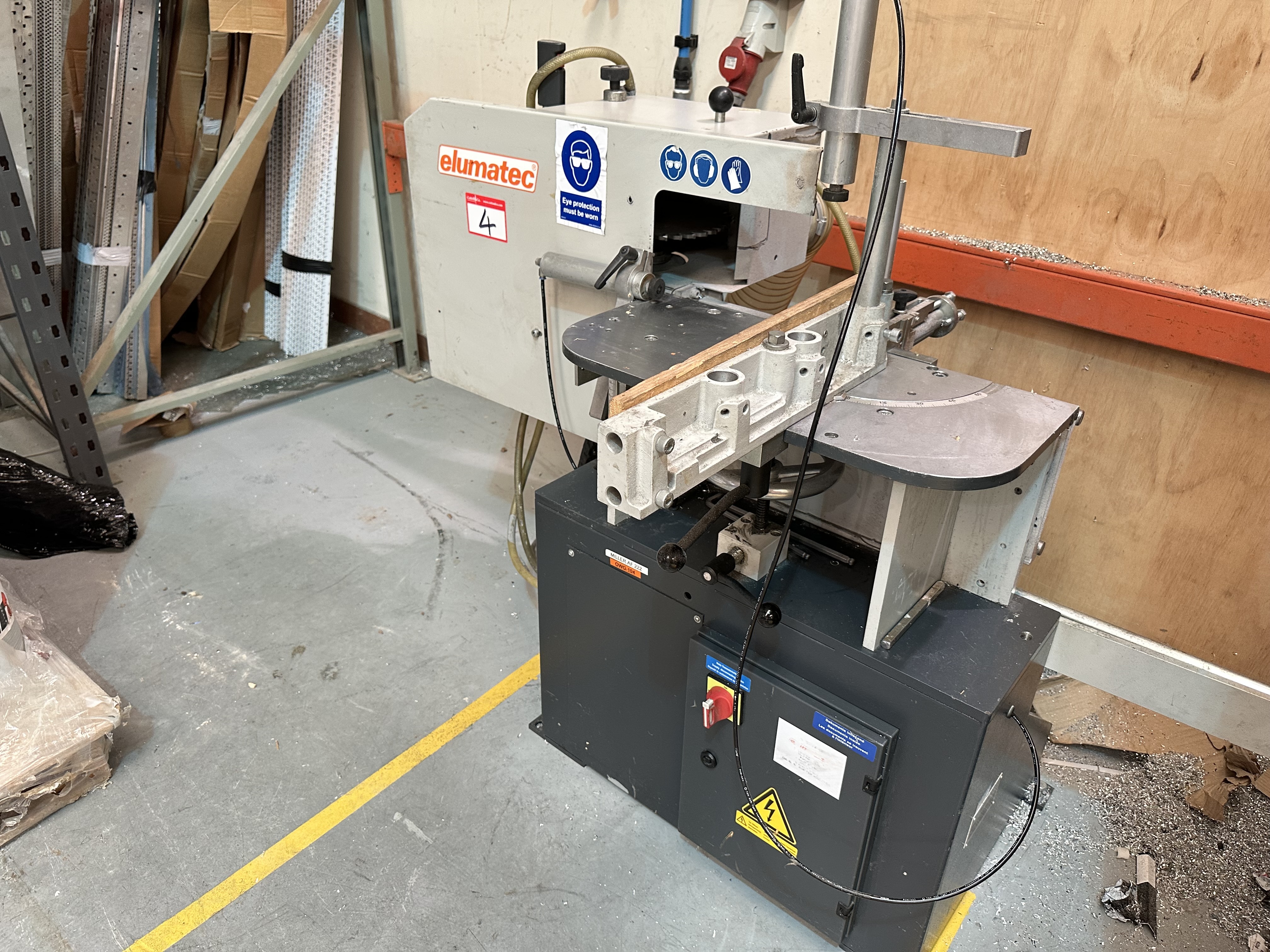 Elumatec AF 222 End Milling Machine (2012)